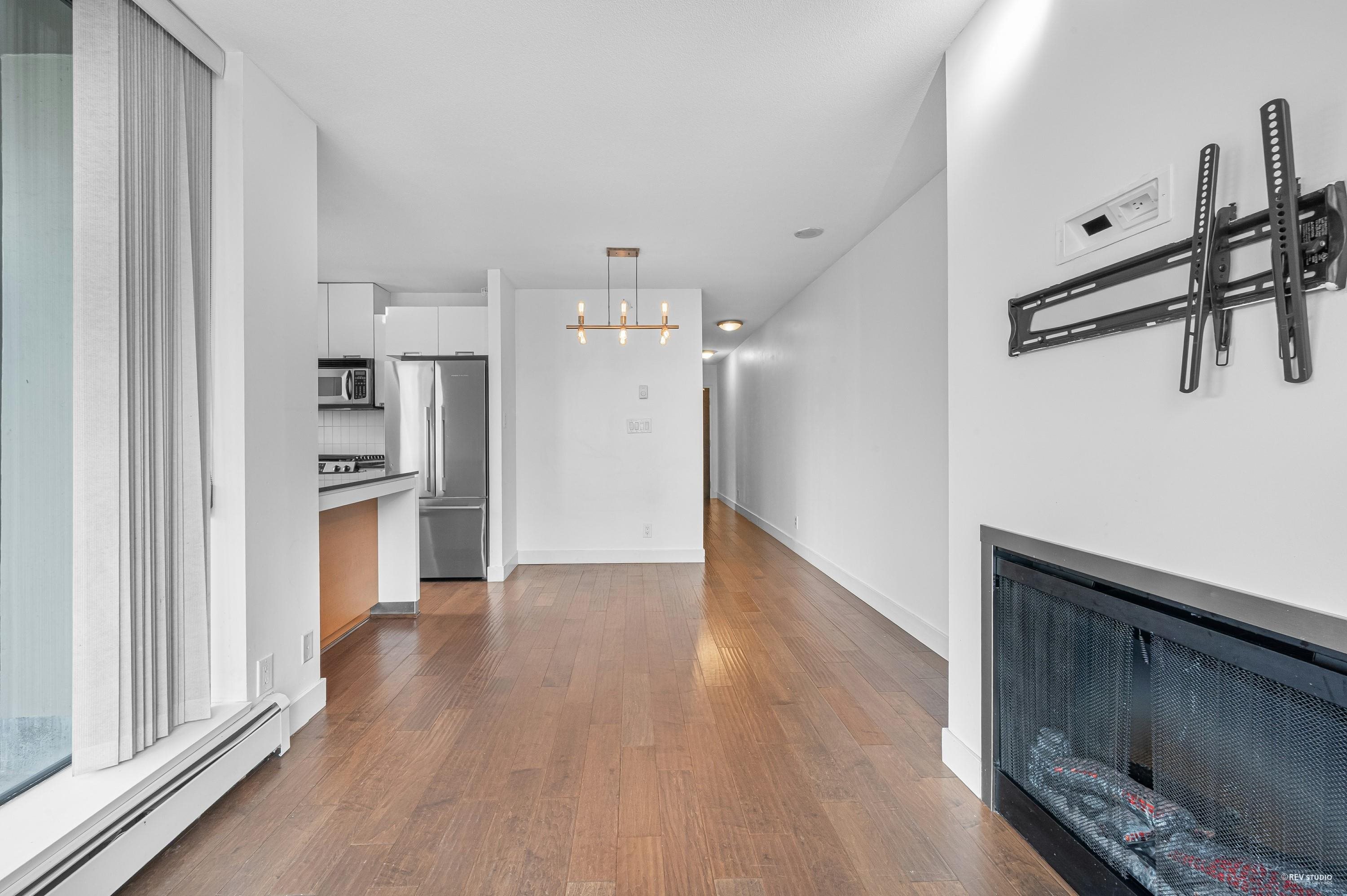 Listing image of 605 151 W 2ND STREET