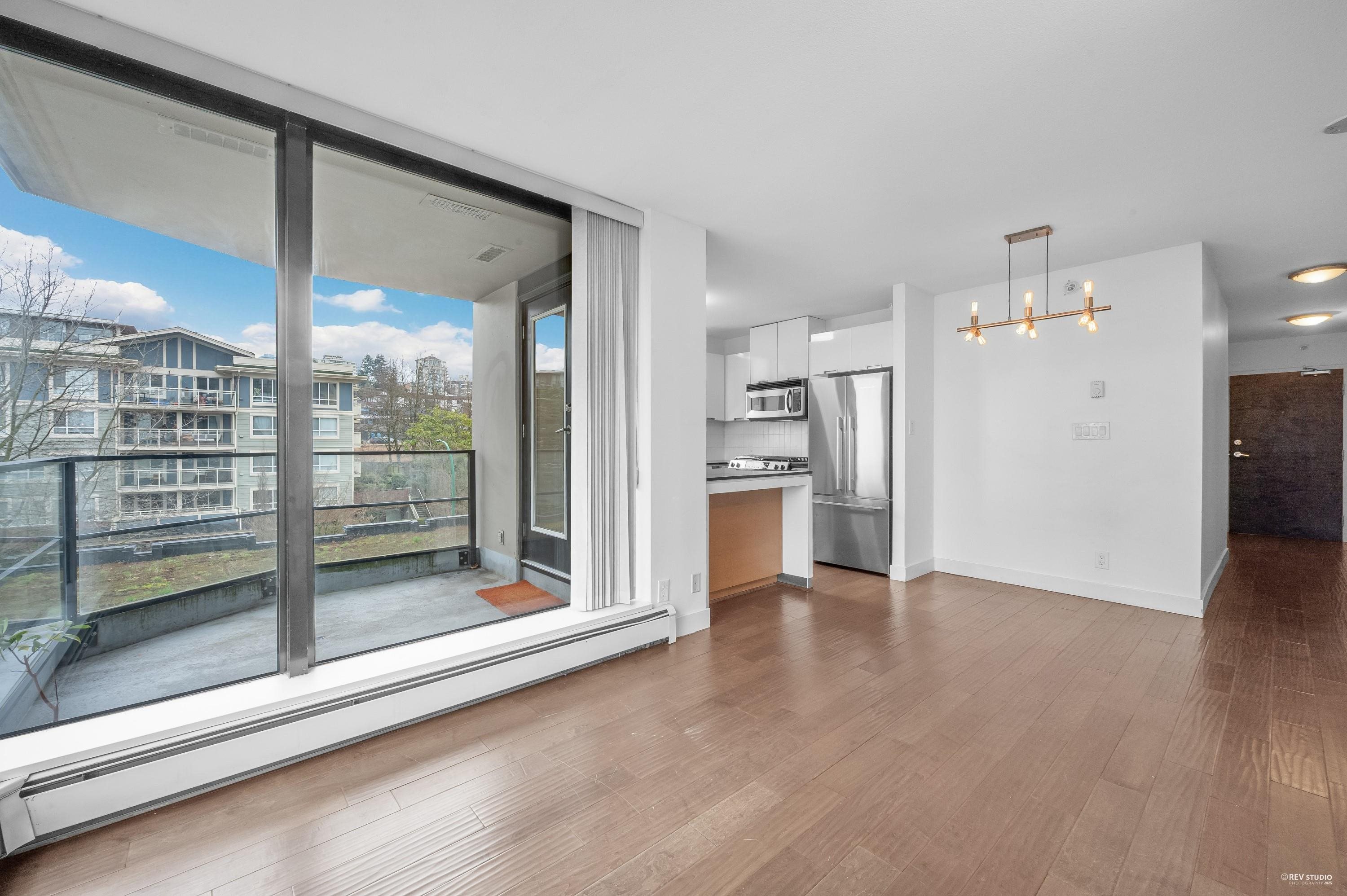 Listing image of 605 151 W 2ND STREET