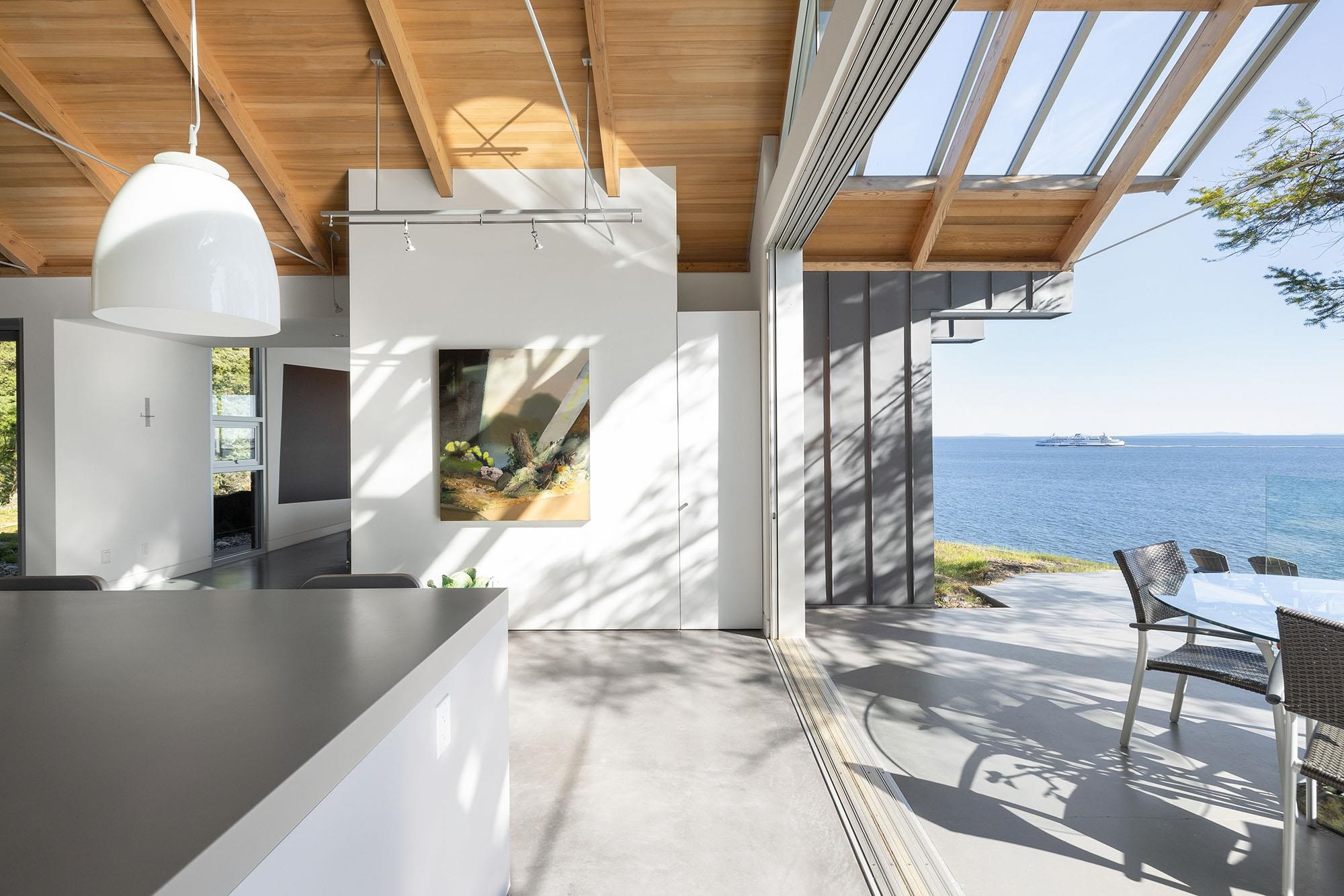 Listing image of 931 OCEAN PARK LANE