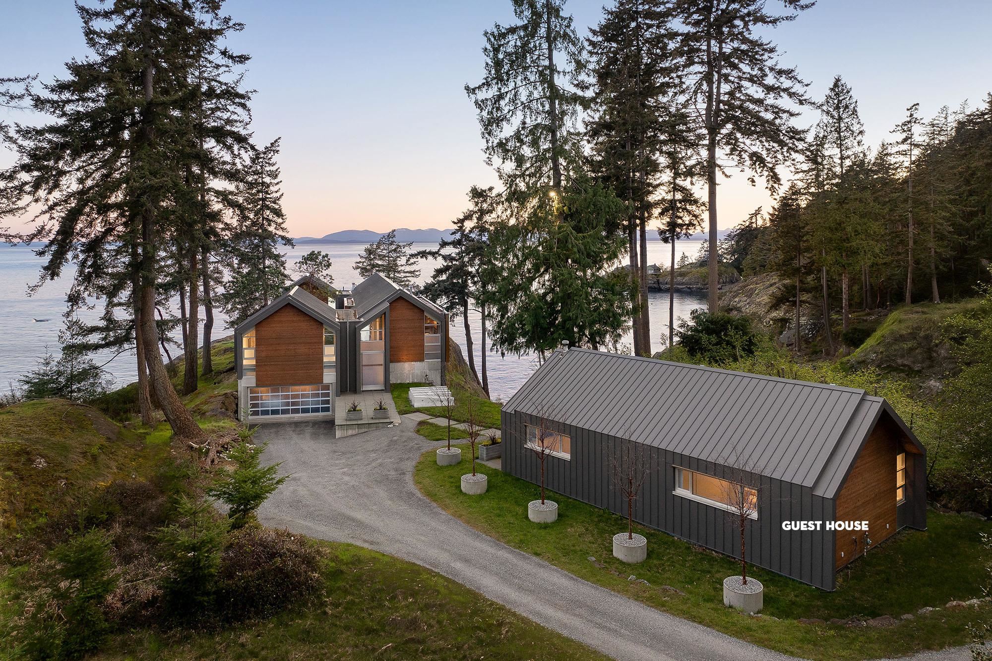 Listing image of 931 OCEAN PARK LANE