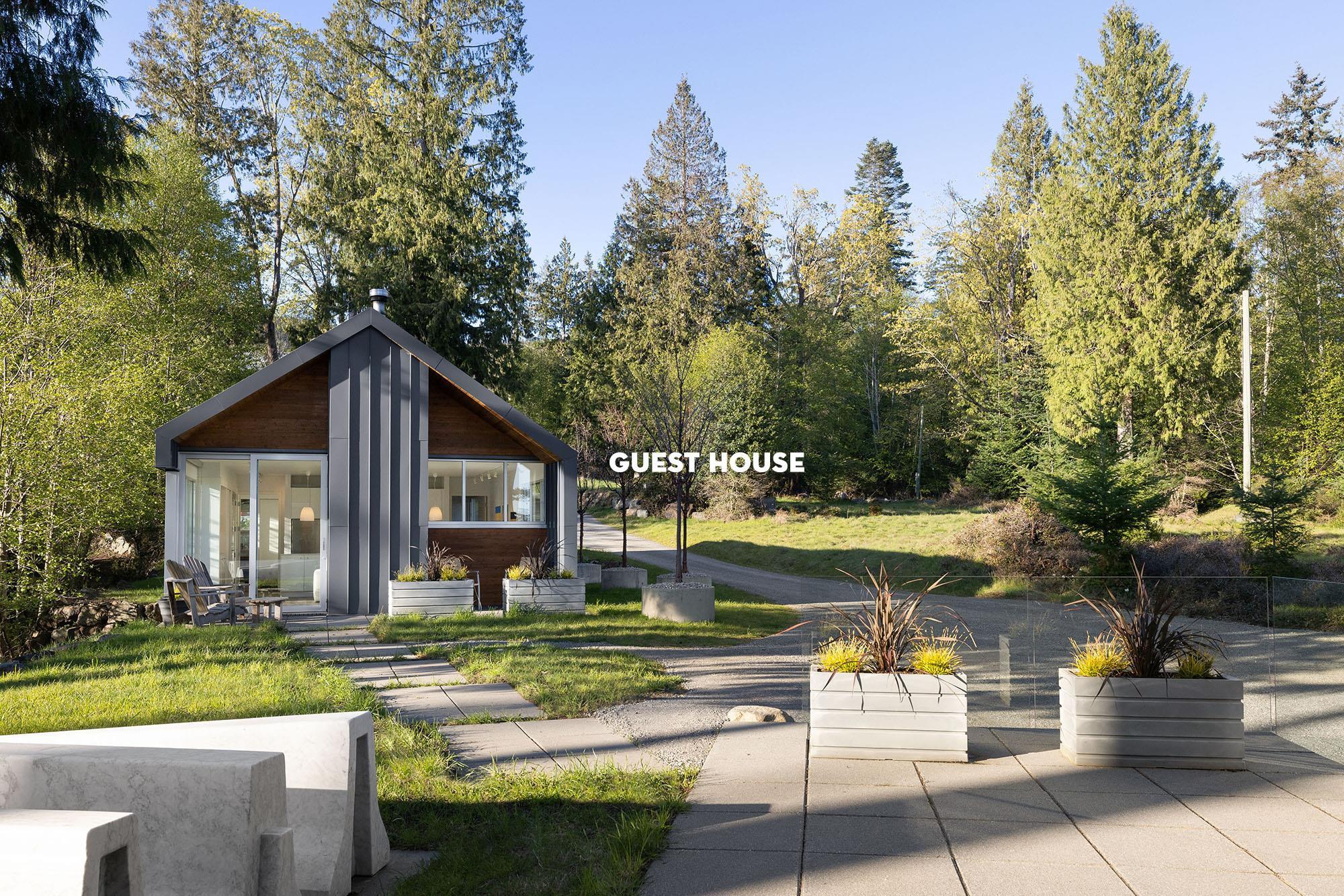 Listing image of 931 OCEAN PARK LANE