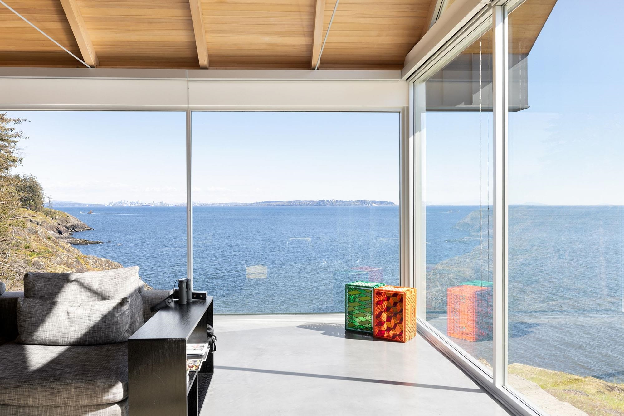 Listing image of 931 OCEAN PARK LANE