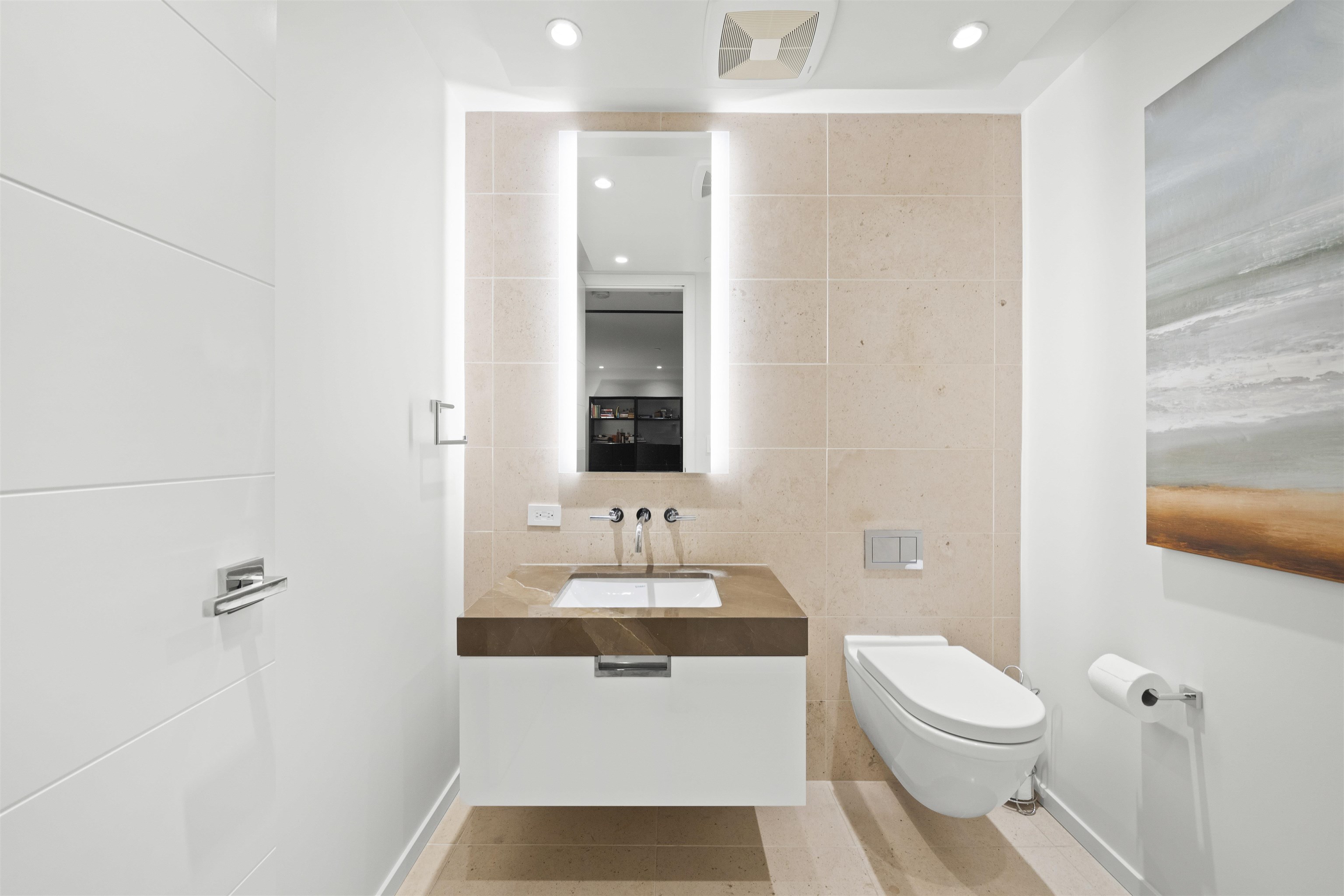 Listing image of 405 1355 BELLEVUE AVENUE