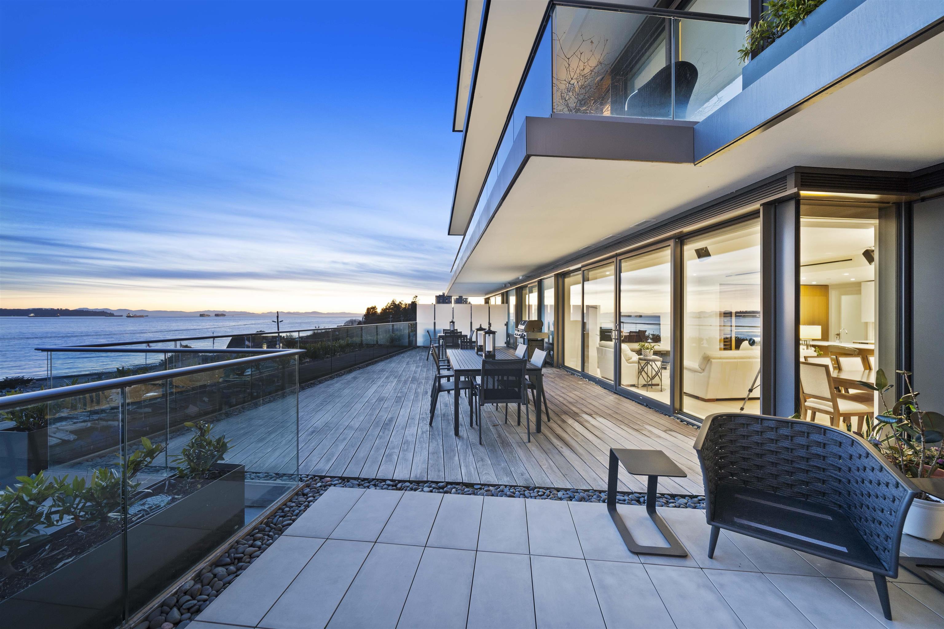 Listing image of 405 1355 BELLEVUE AVENUE