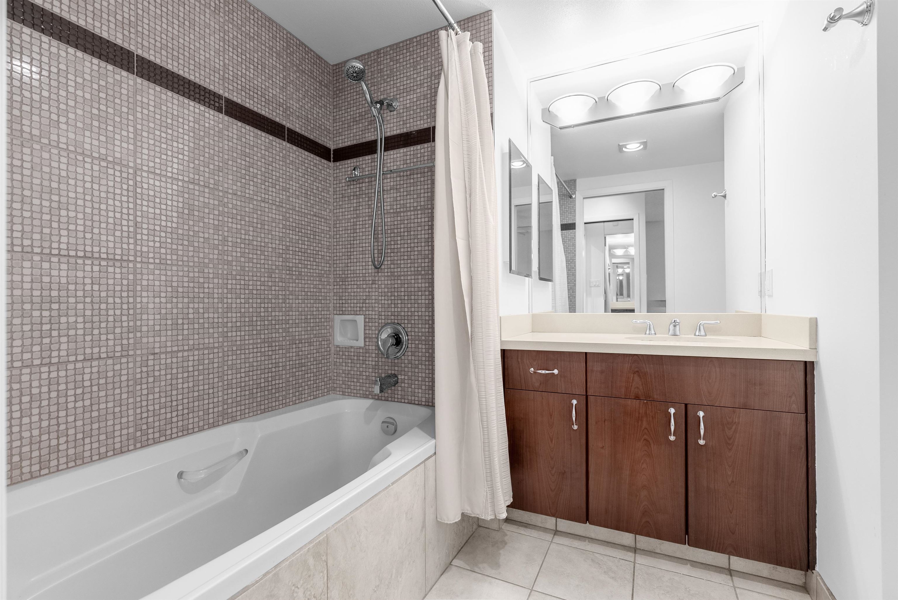 Listing image of 106 168 CHADWICK COURT
