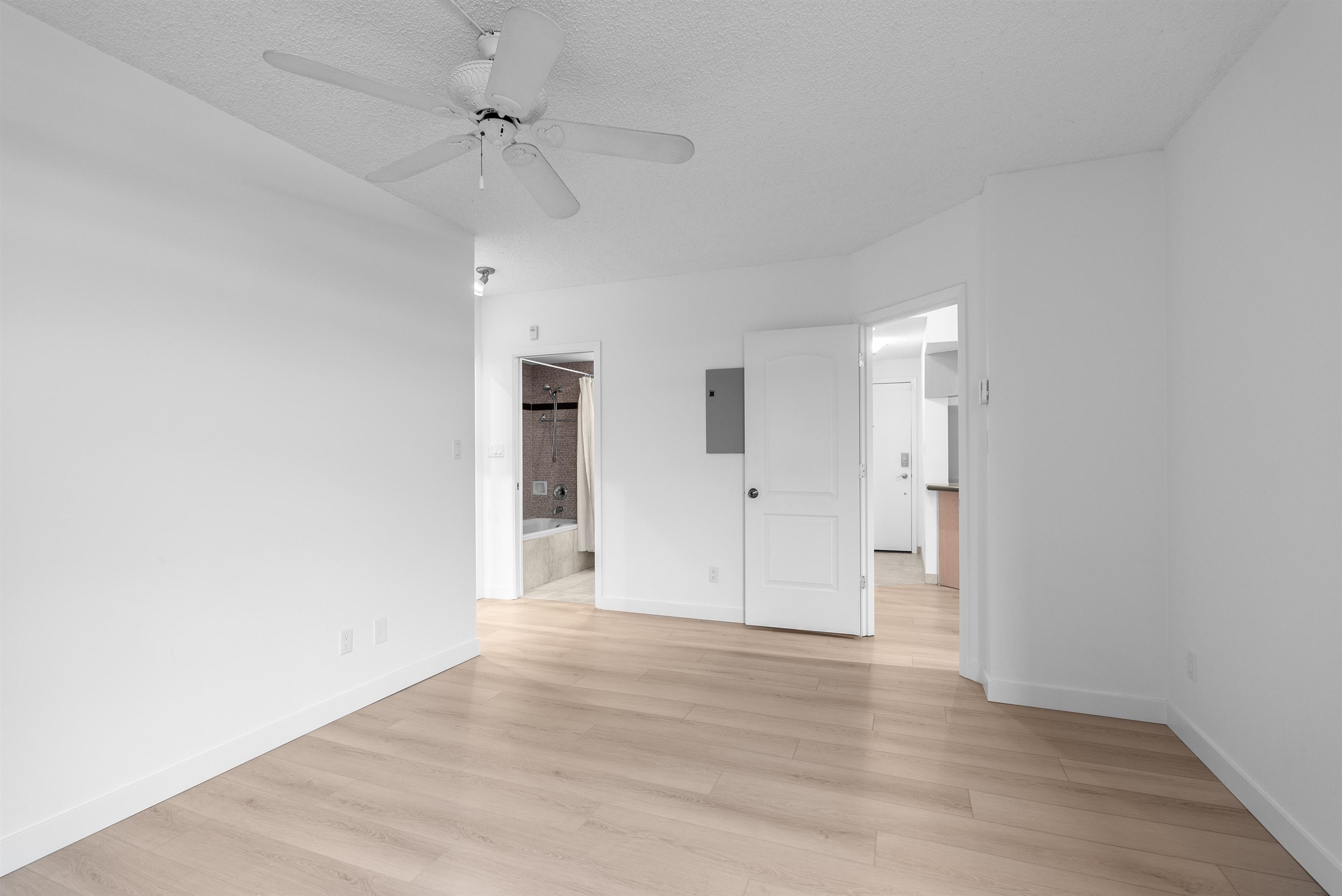 Listing image of 106 168 CHADWICK COURT