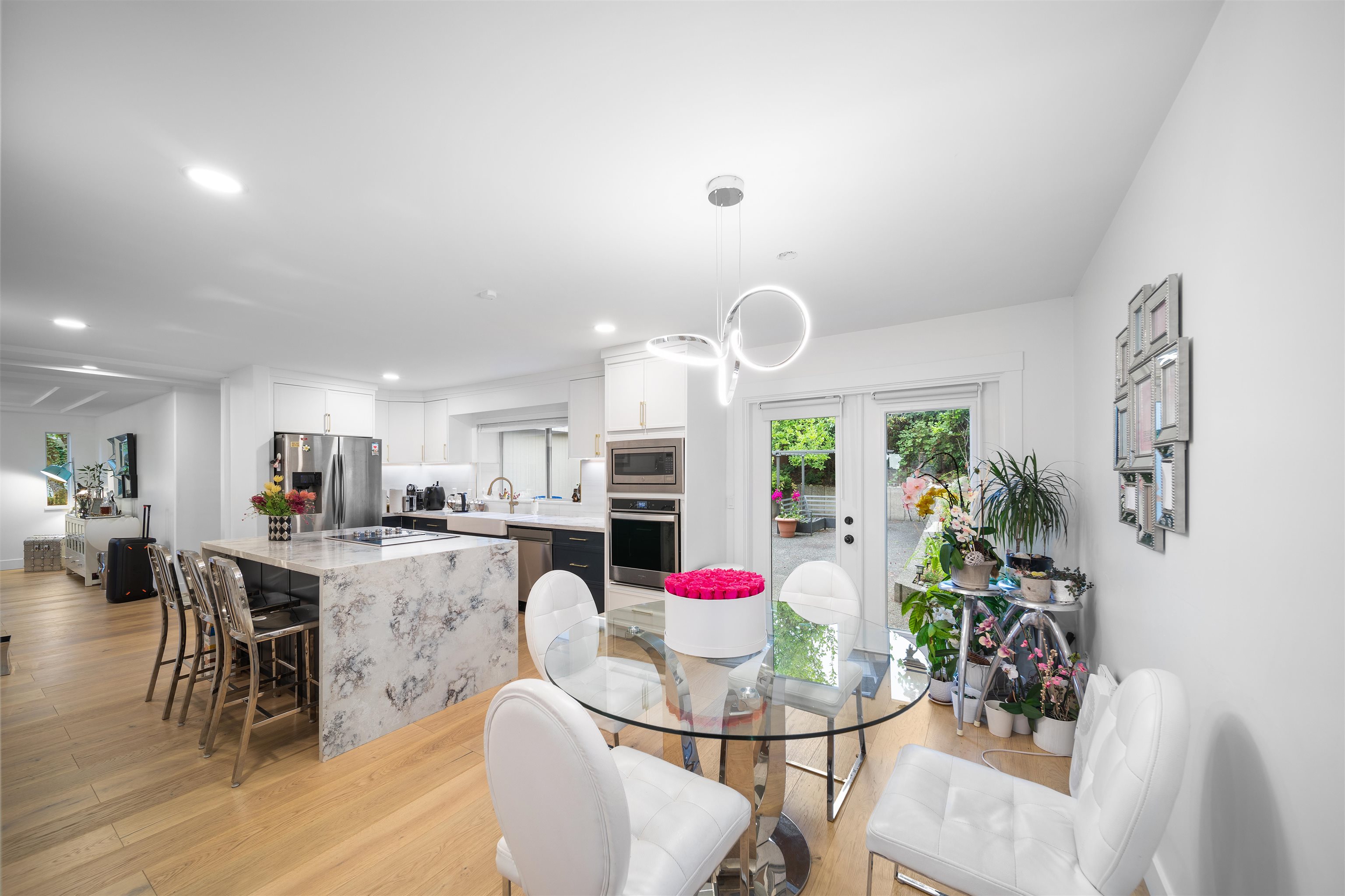 Listing image of 1543 JEFFERSON AVENUE