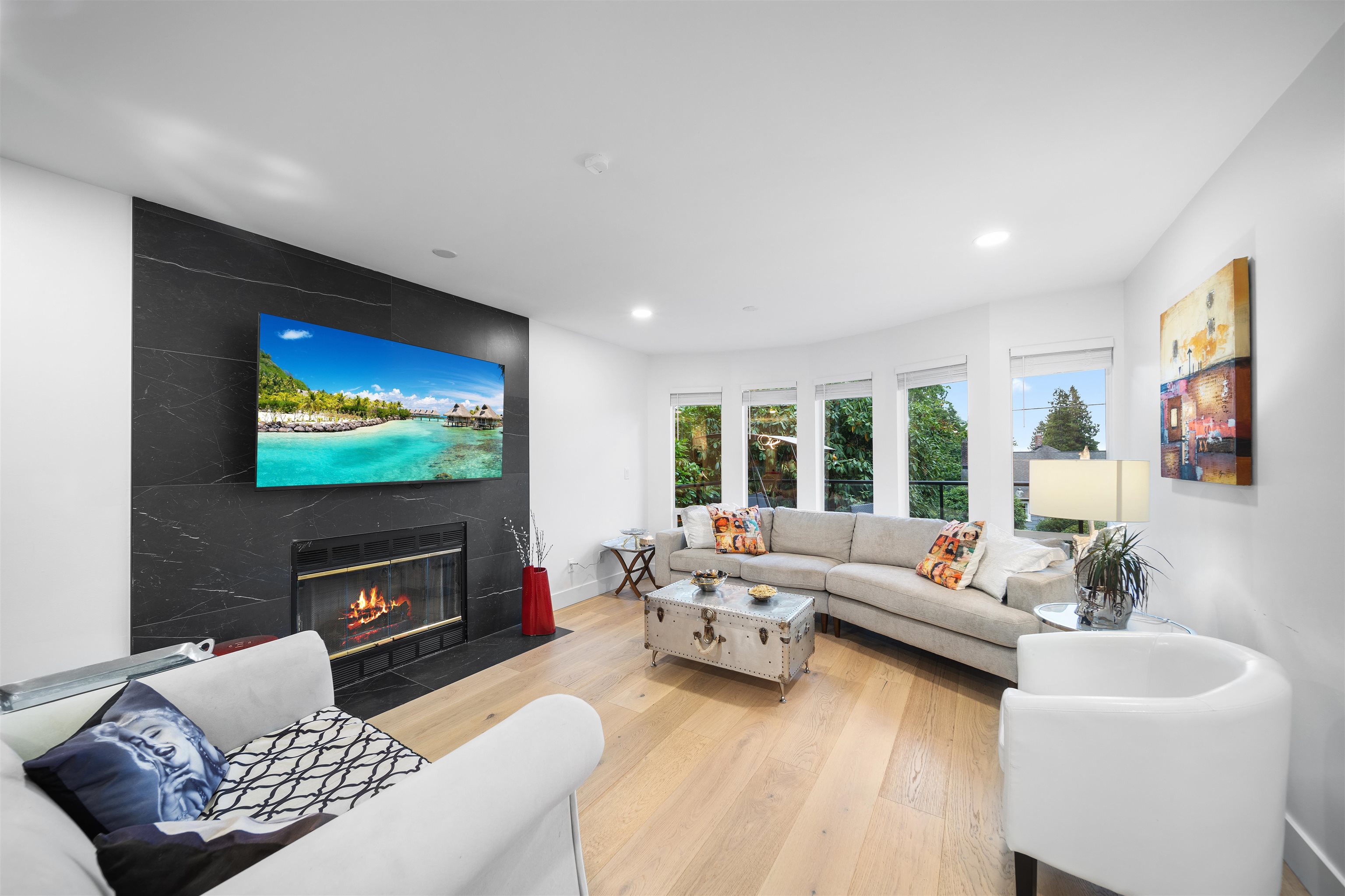 Listing image of 1543 JEFFERSON AVENUE