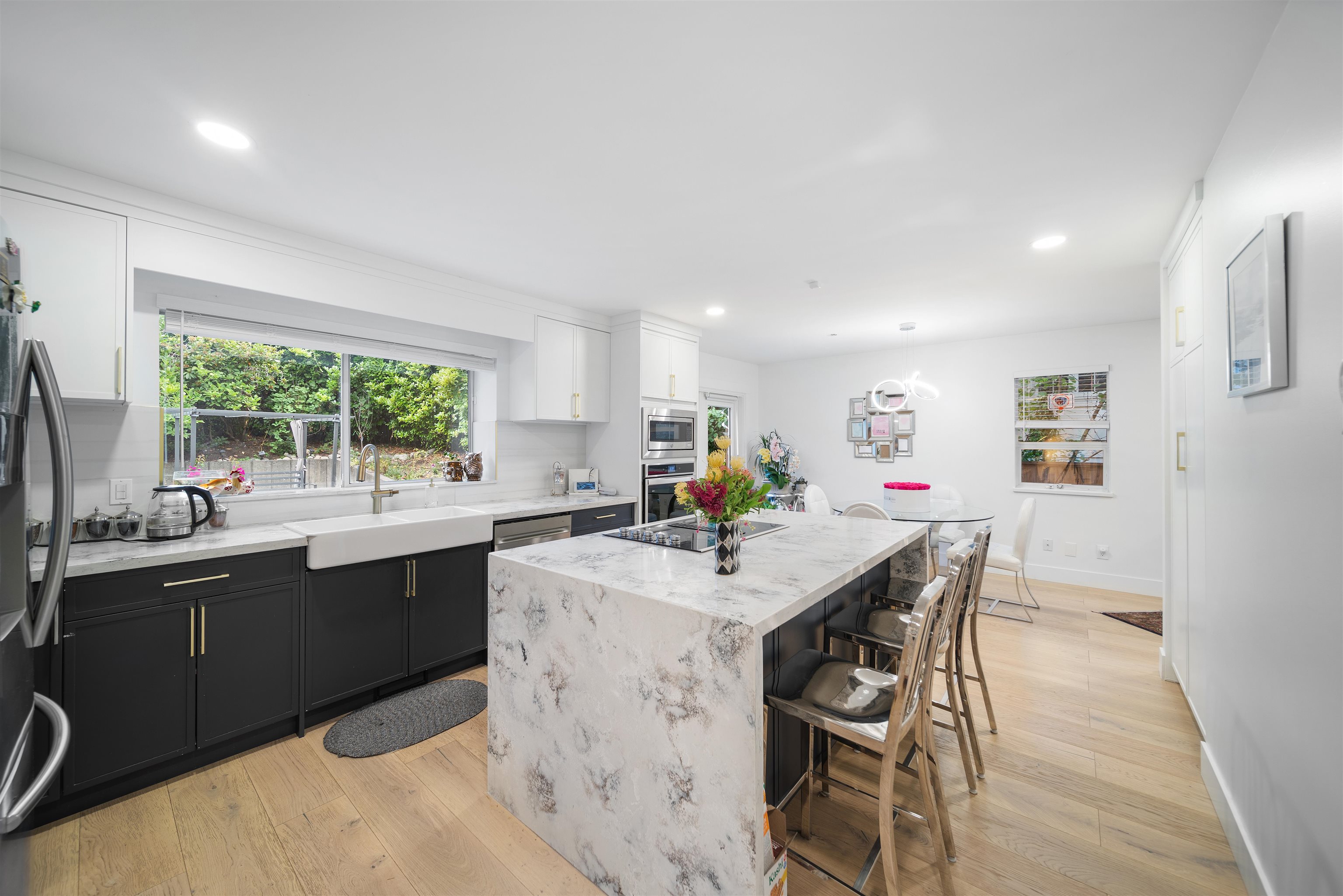 Listing image of 1543 JEFFERSON AVENUE