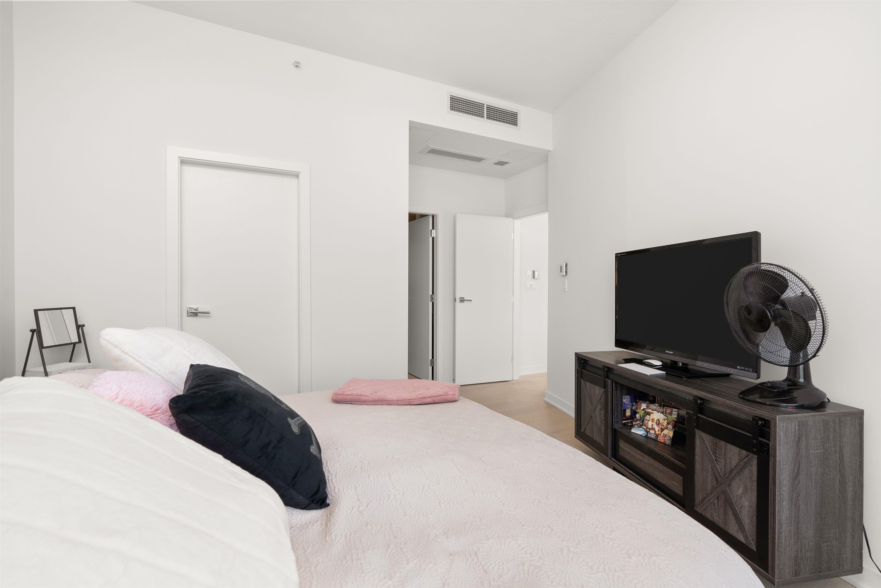 Listing image of 2602 1401 HUNTER STREET