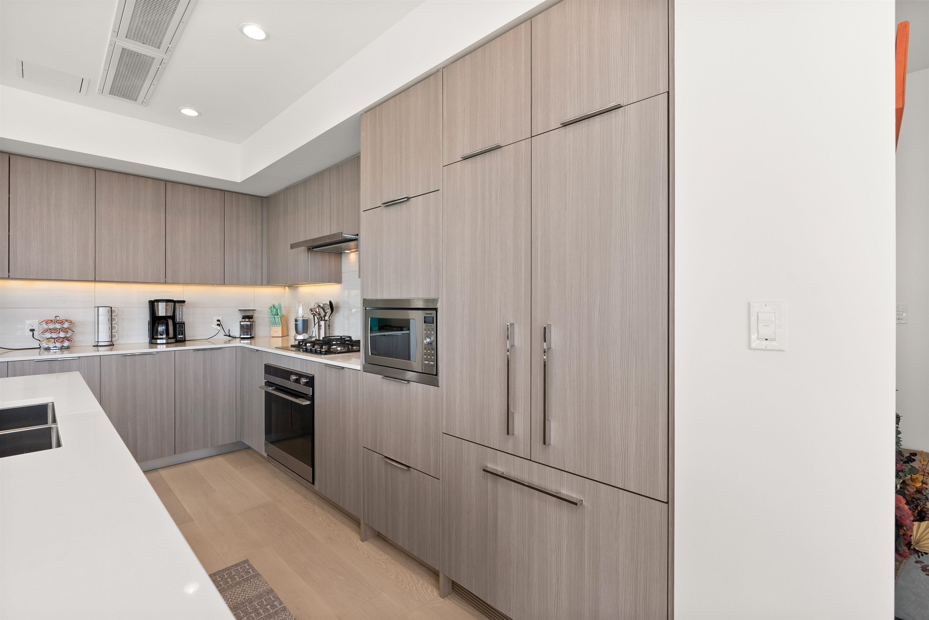 Listing image of 2602 1401 HUNTER STREET