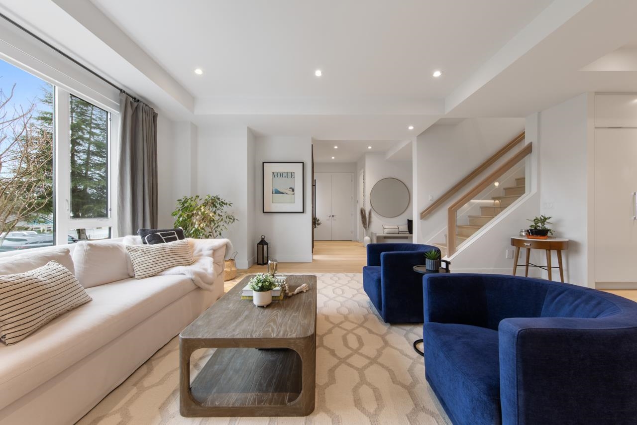 Listing image of 452 E 5TH STREET
