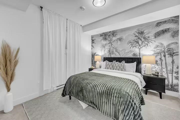 Listing image of 452 E 5TH STREET
