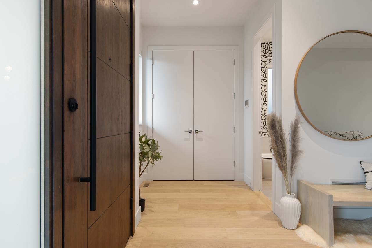 Listing image of 452 E 5TH STREET