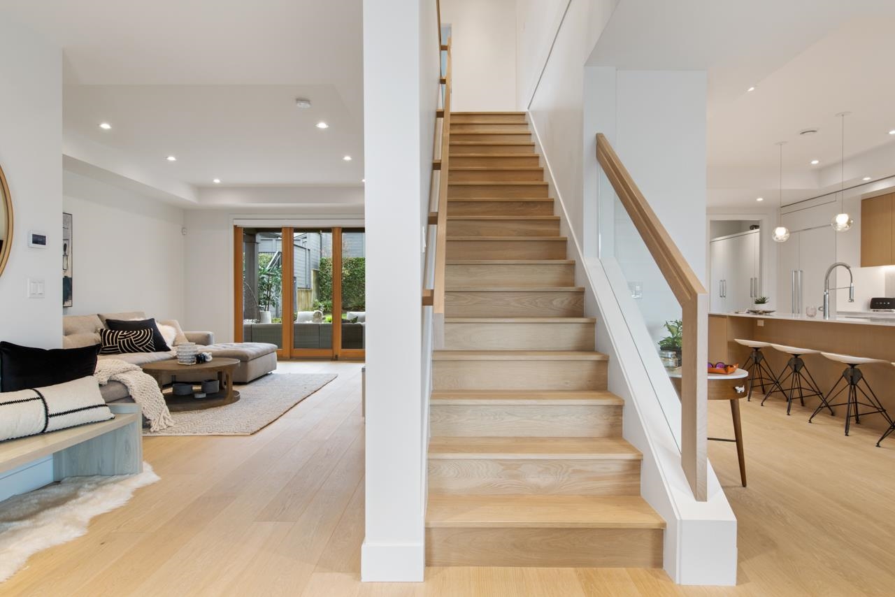 Listing image of 452 E 5TH STREET