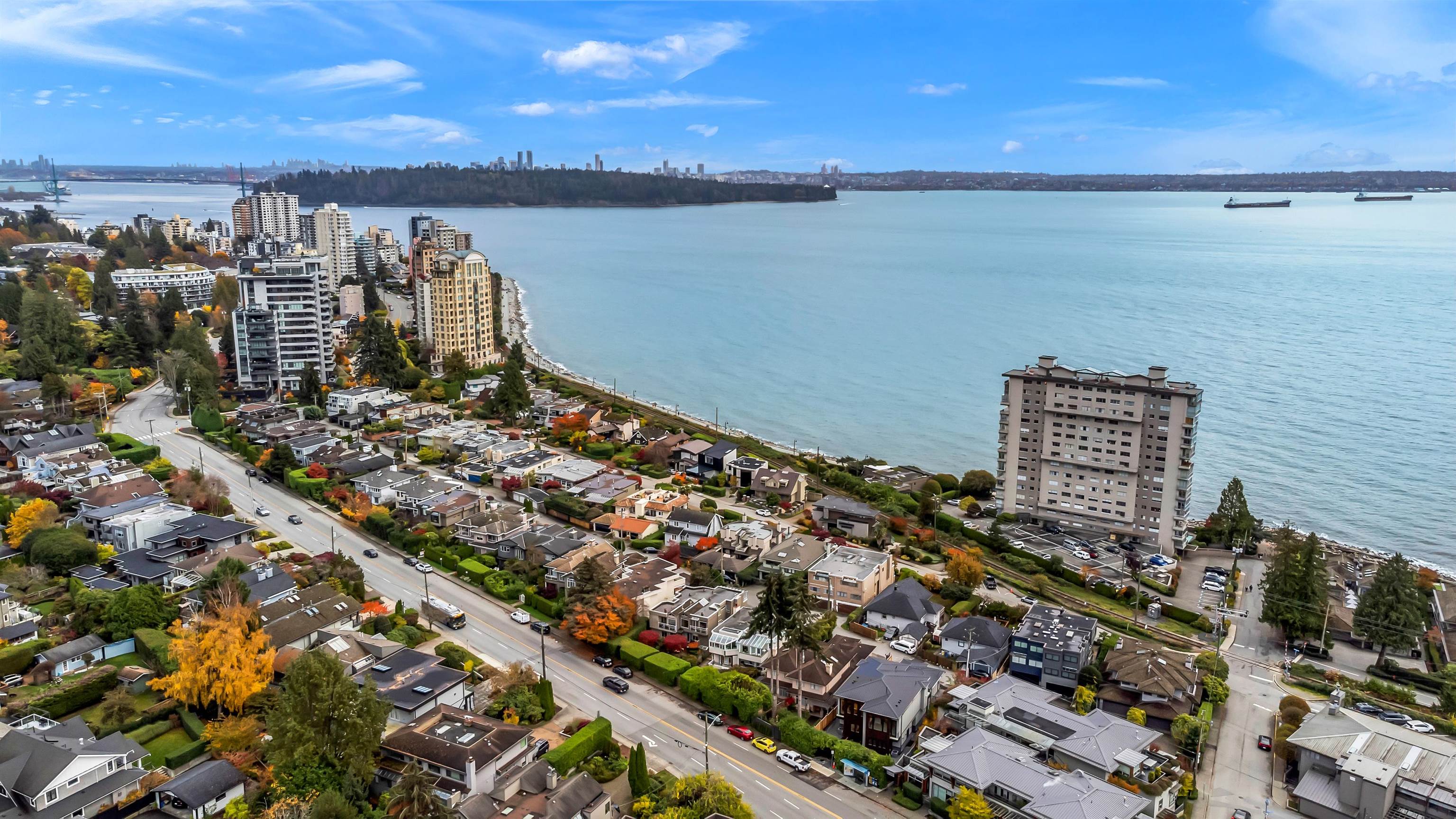 Listing image of 2380 MARINE DRIVE
