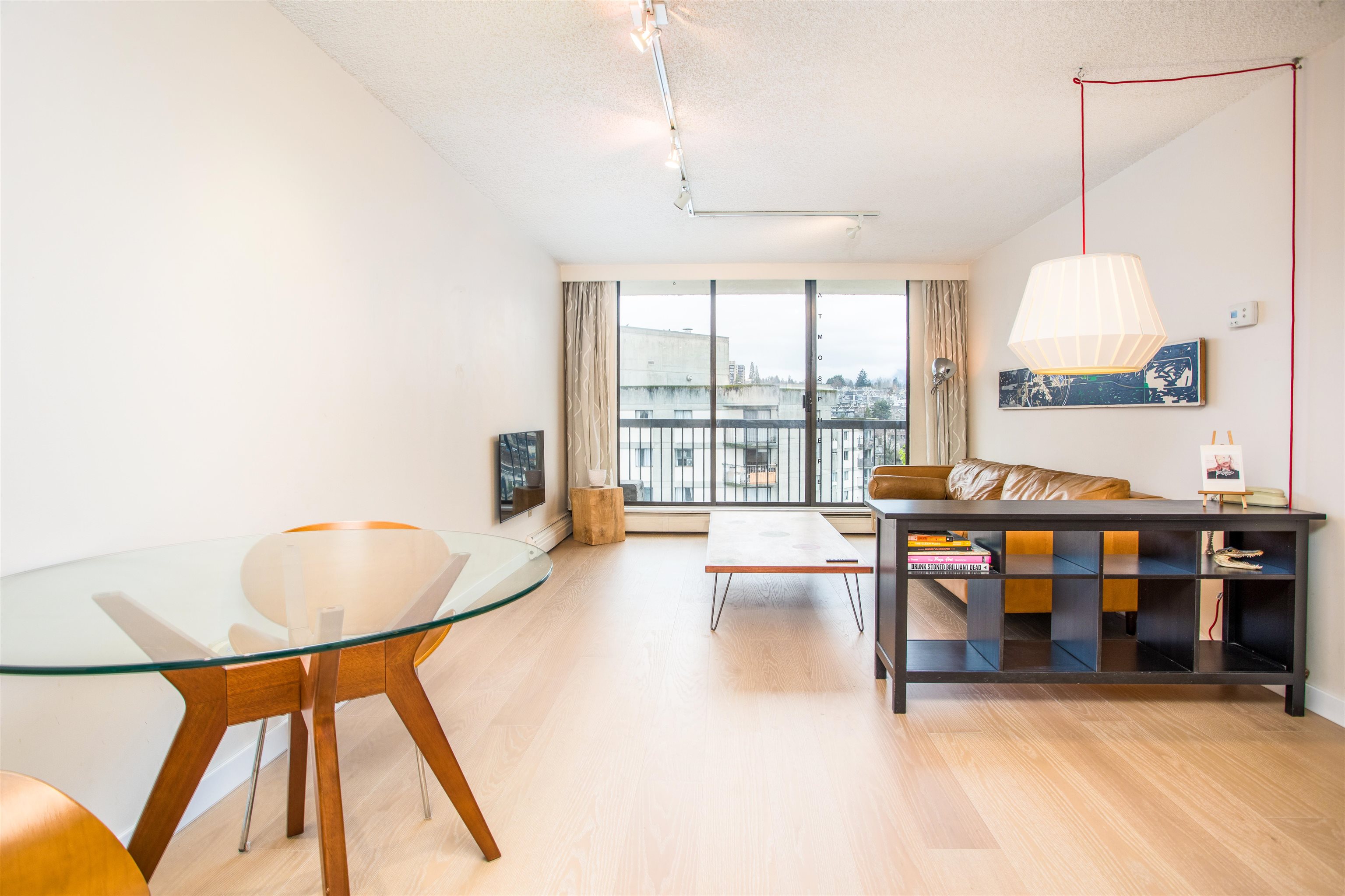 Listing image of 1704 145 ST. GEORGES AVENUE