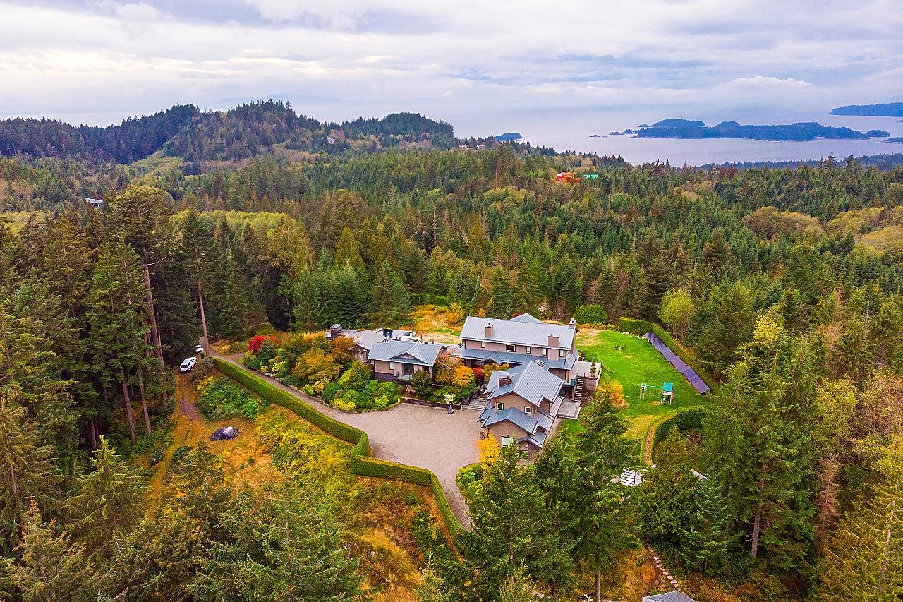 Listing image of 431 JOSEPHINE DRIVE