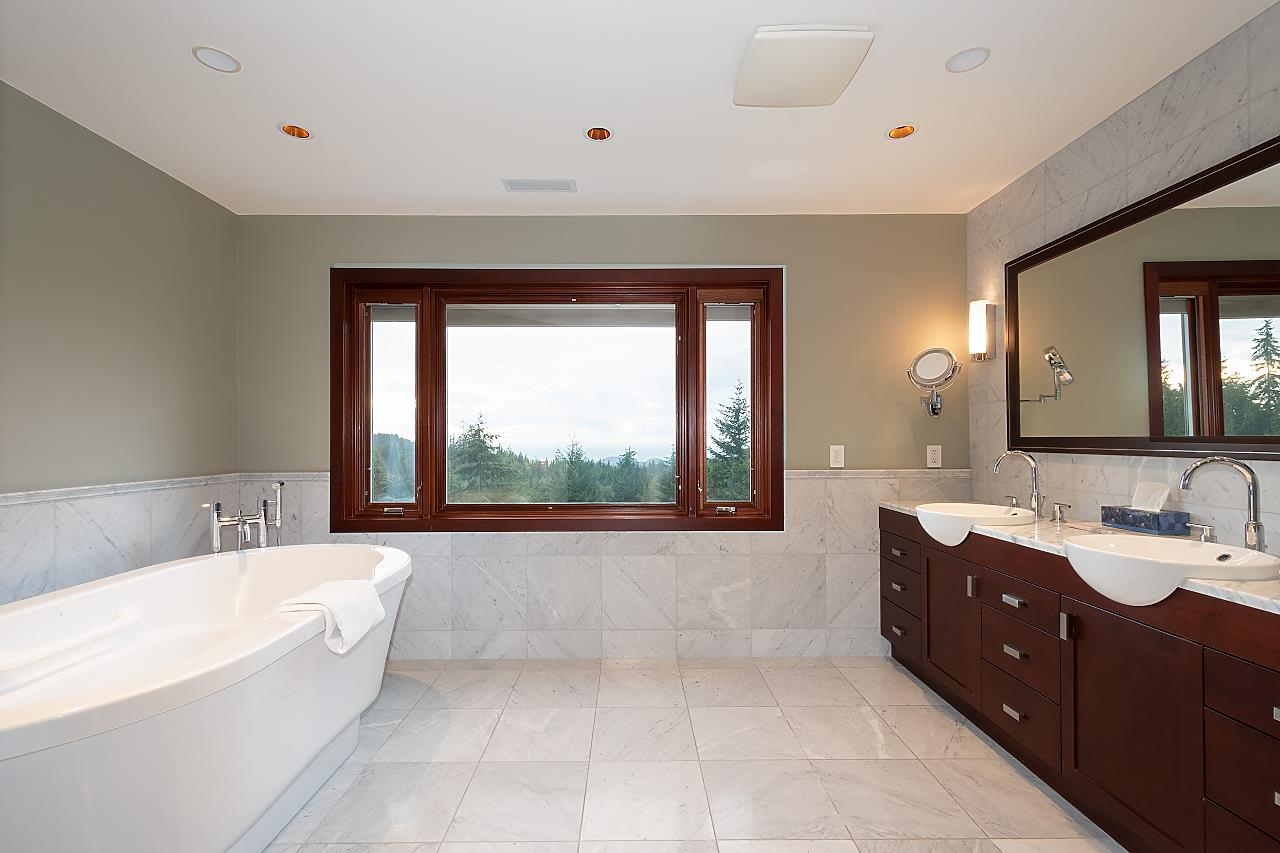 Listing image of 431 JOSEPHINE DRIVE