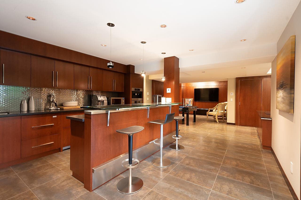 Listing image of 431 JOSEPHINE DRIVE