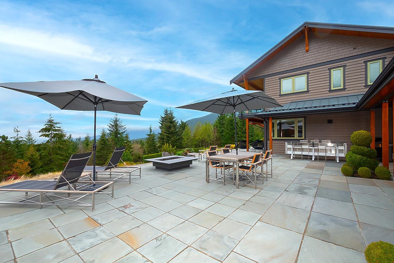 Listing image of 431 JOSEPHINE DRIVE