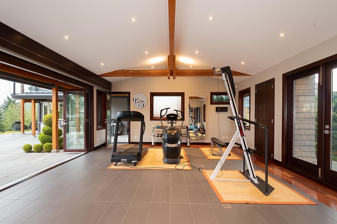 Listing image of 431 JOSEPHINE DRIVE