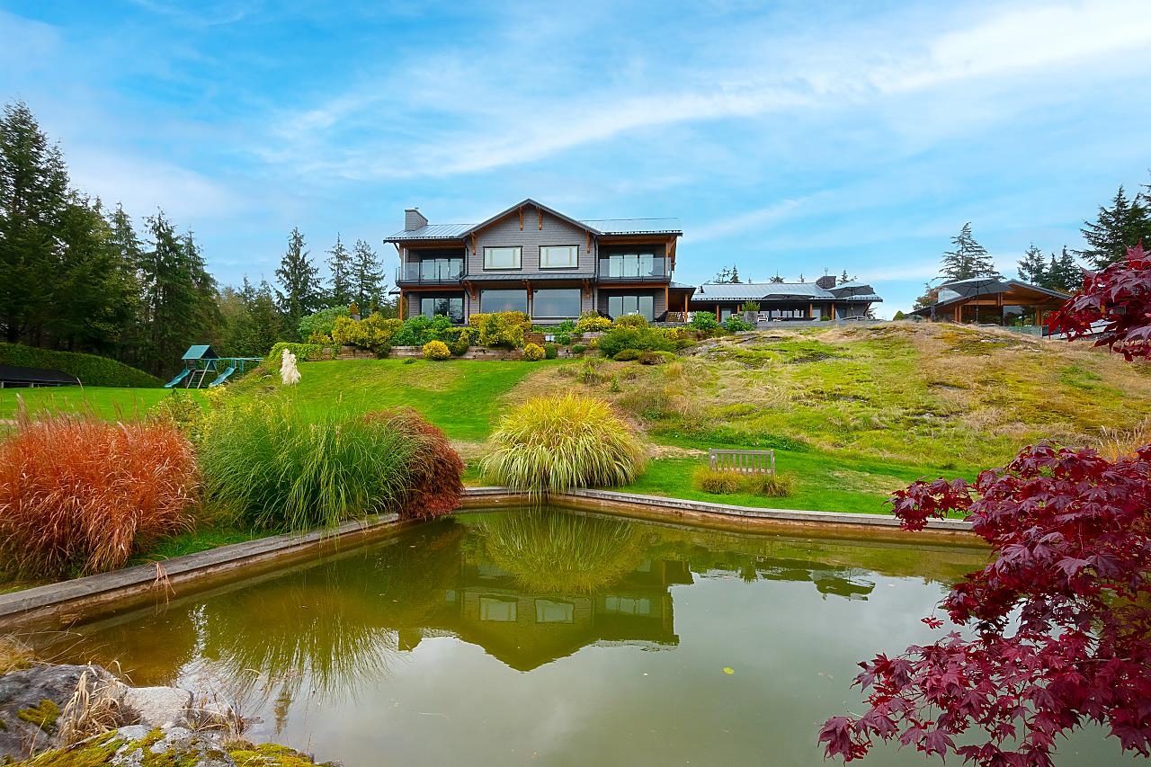 Listing image of 431 JOSEPHINE DRIVE
