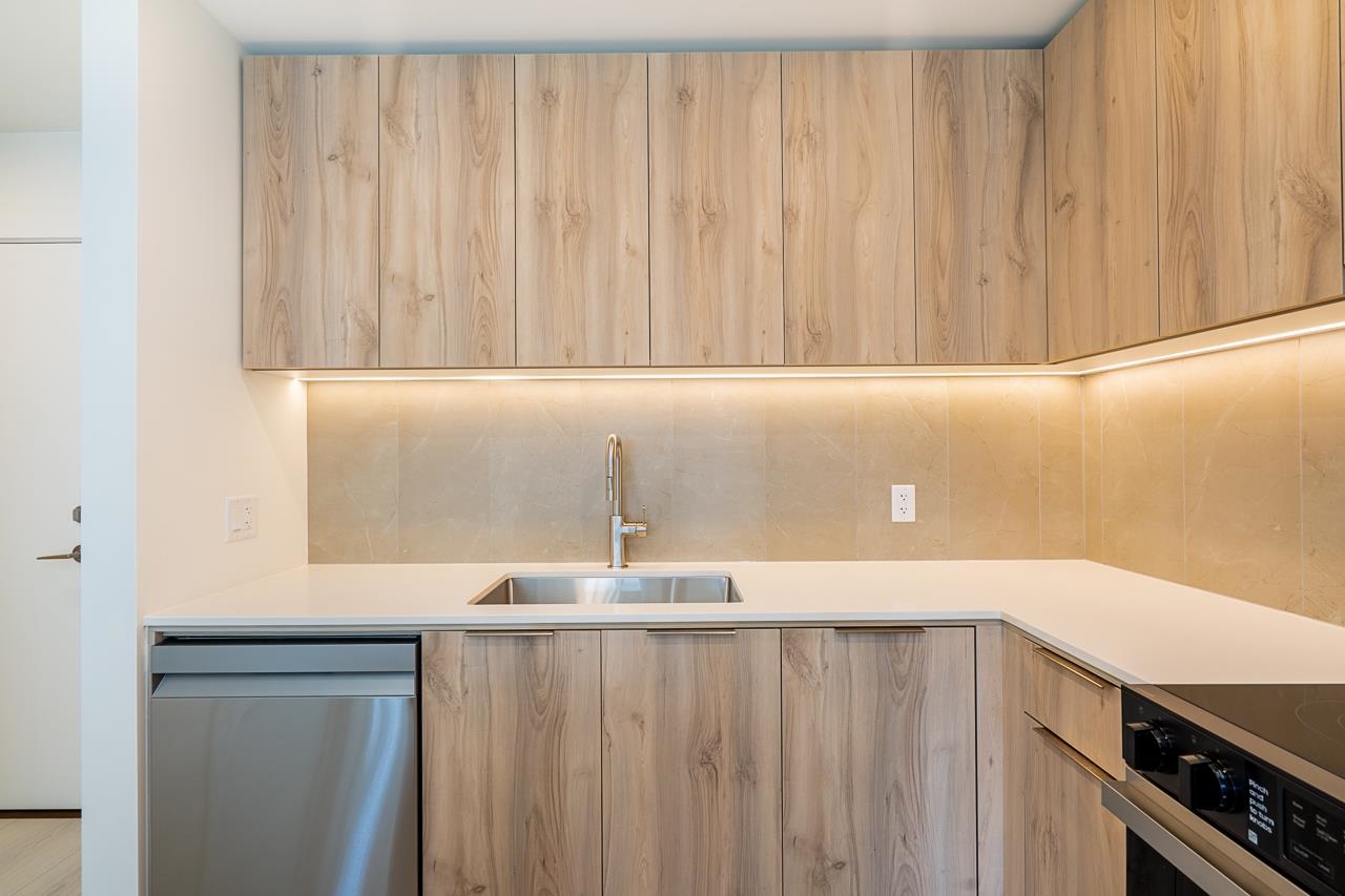 Listing image of 306 3596 MALSUM DRIVE