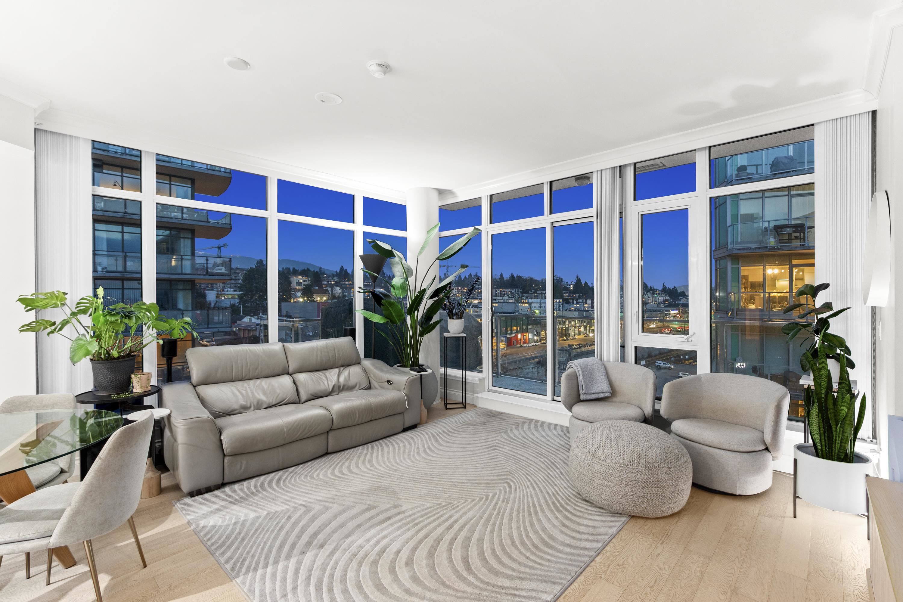 Listing image of 809 185 VICTORY SHIP WAY
