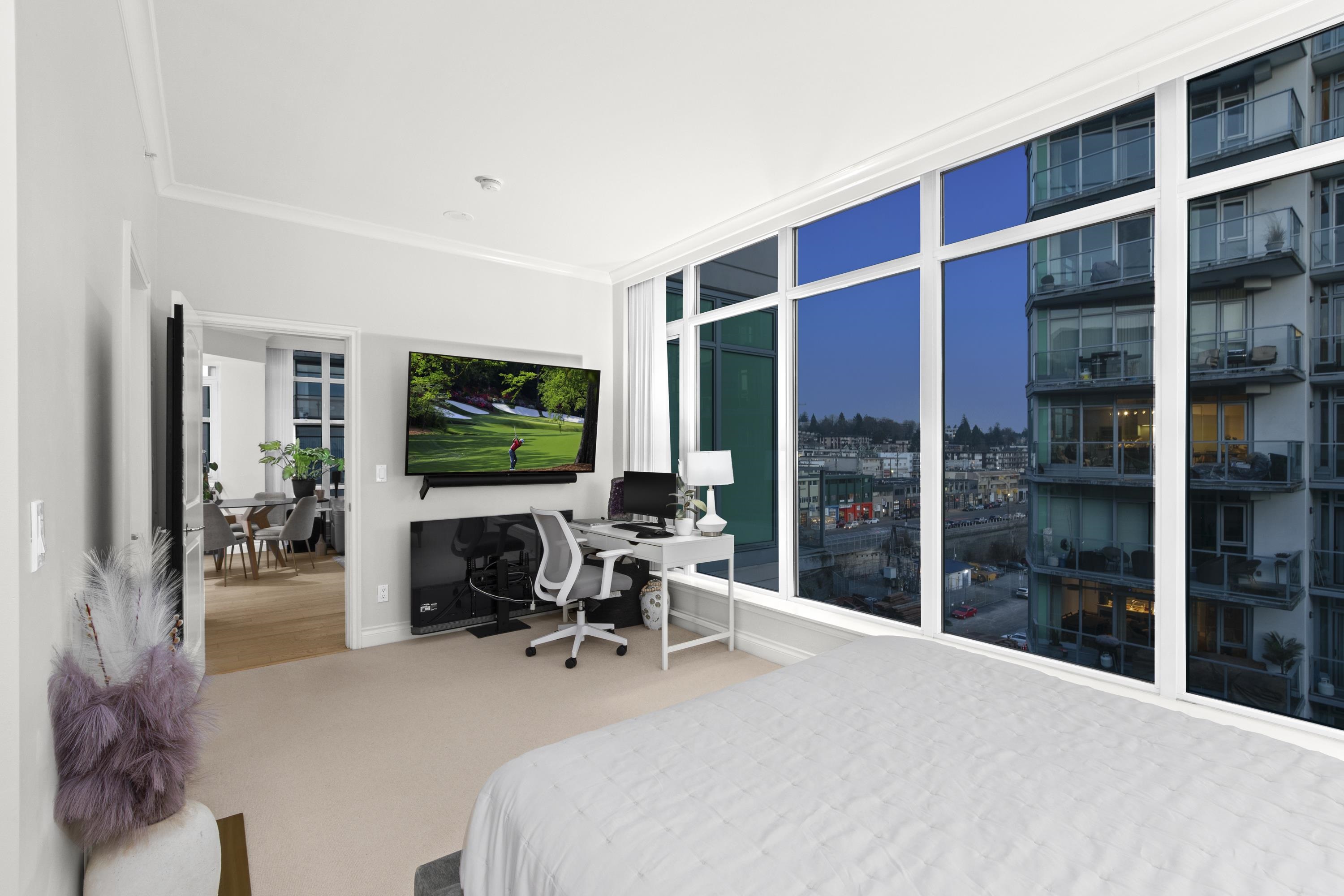 Listing image of 809 185 VICTORY SHIP WAY