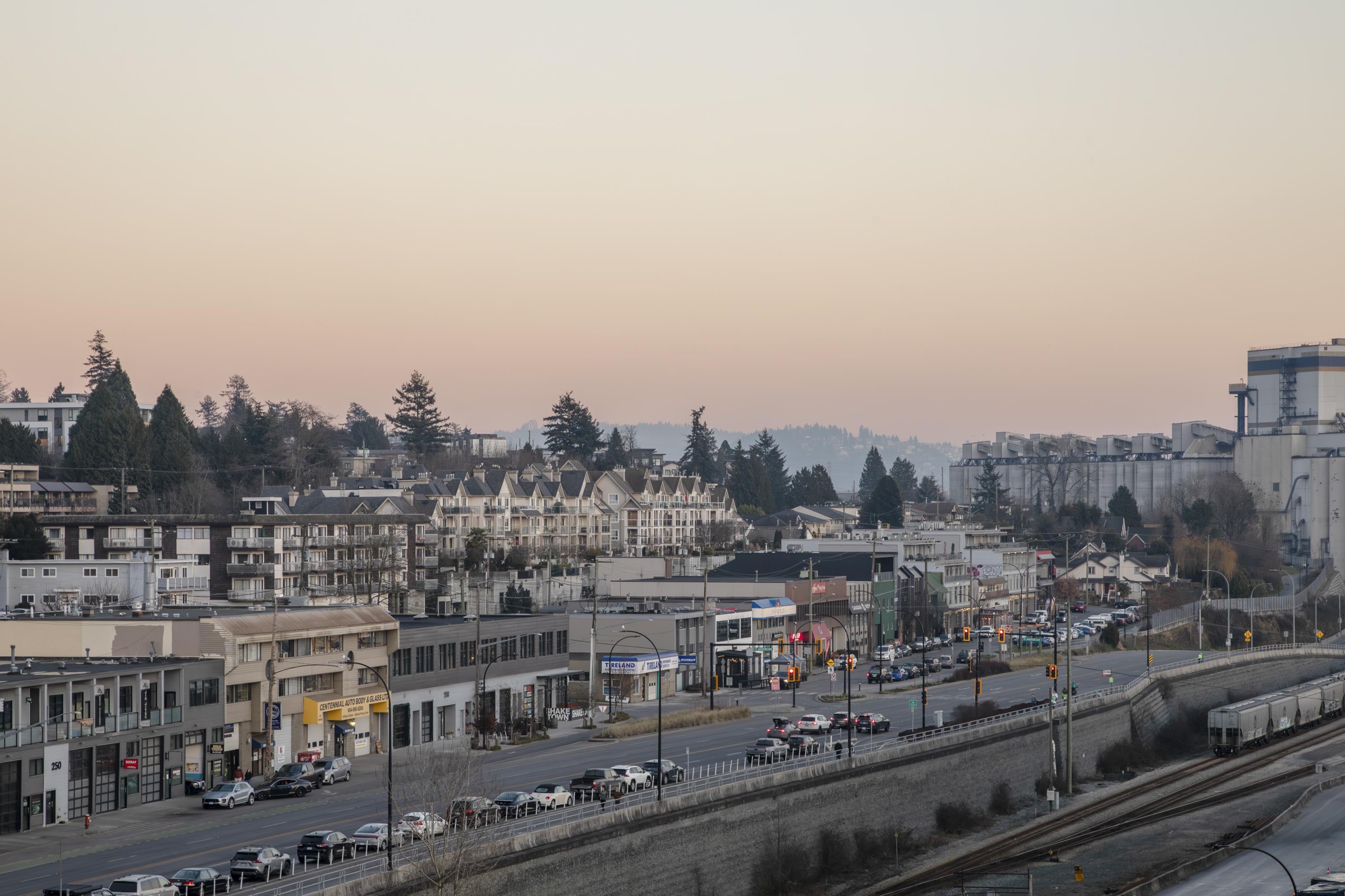Listing image of 809 185 VICTORY SHIP WAY
