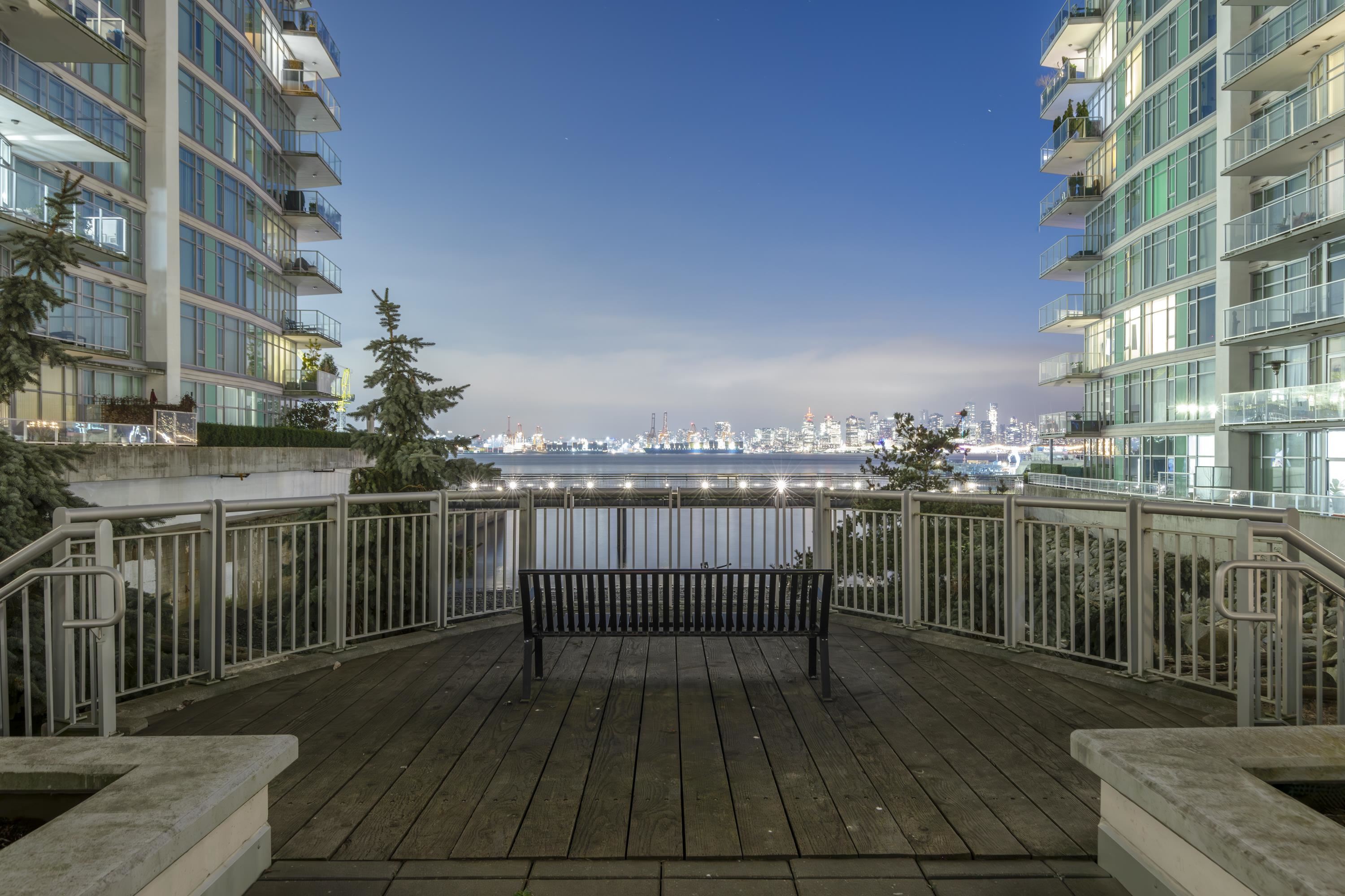 Listing image of 809 185 VICTORY SHIP WAY