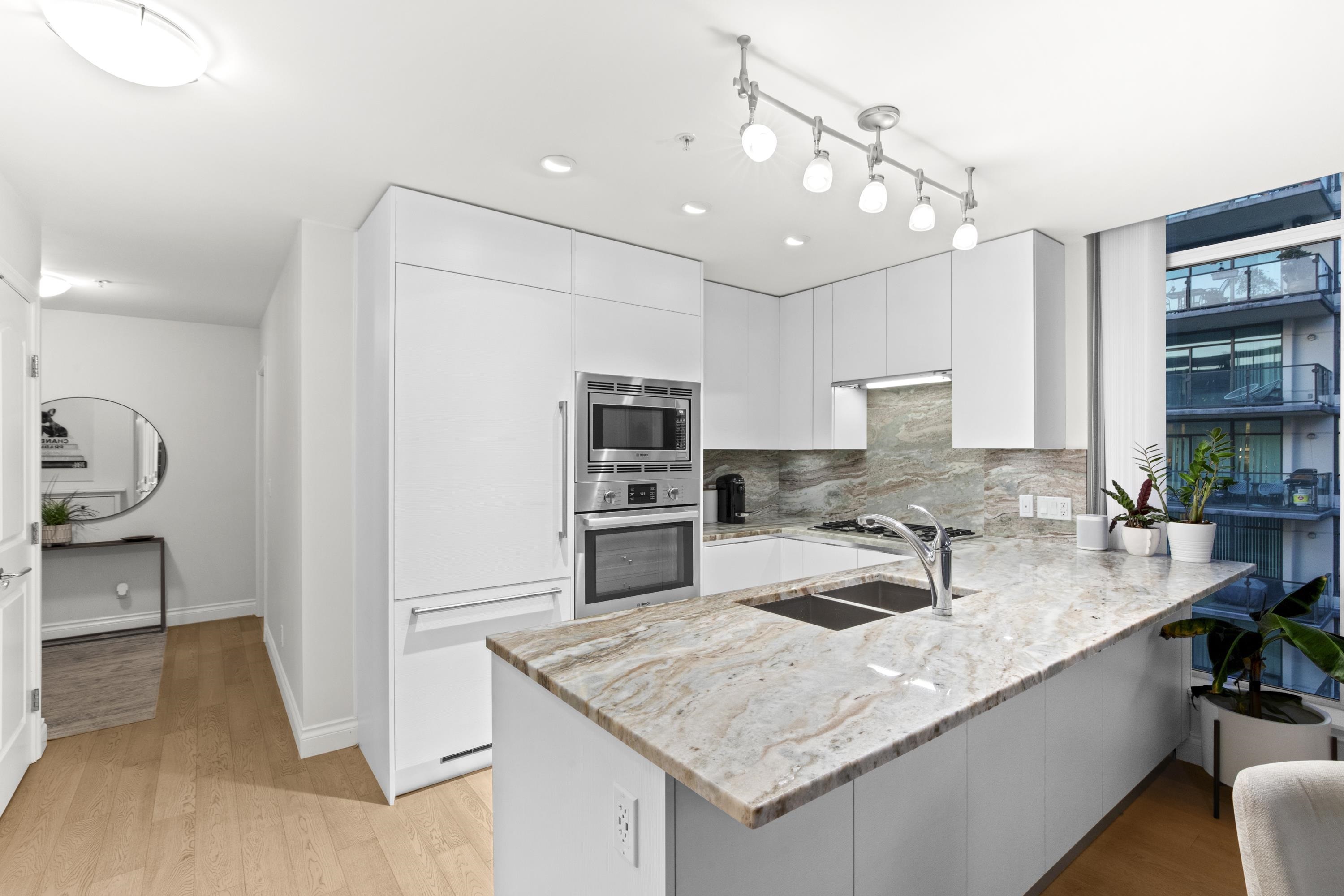 Listing image of 809 185 VICTORY SHIP WAY