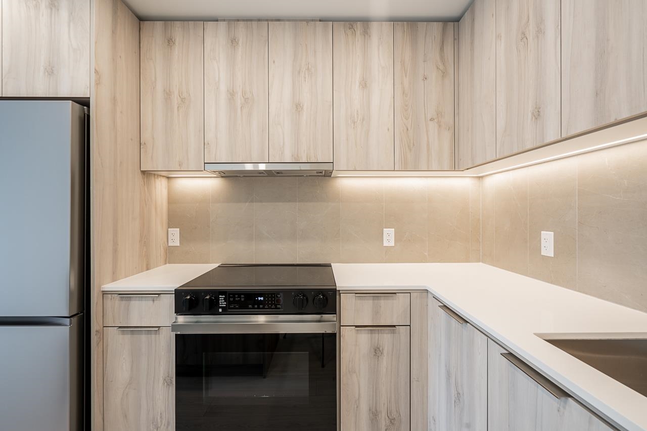 Listing image of 403 3596 MALSUM DRIVE