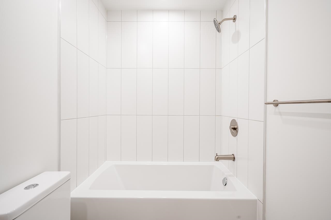 Listing image of 403 3596 MALSUM DRIVE