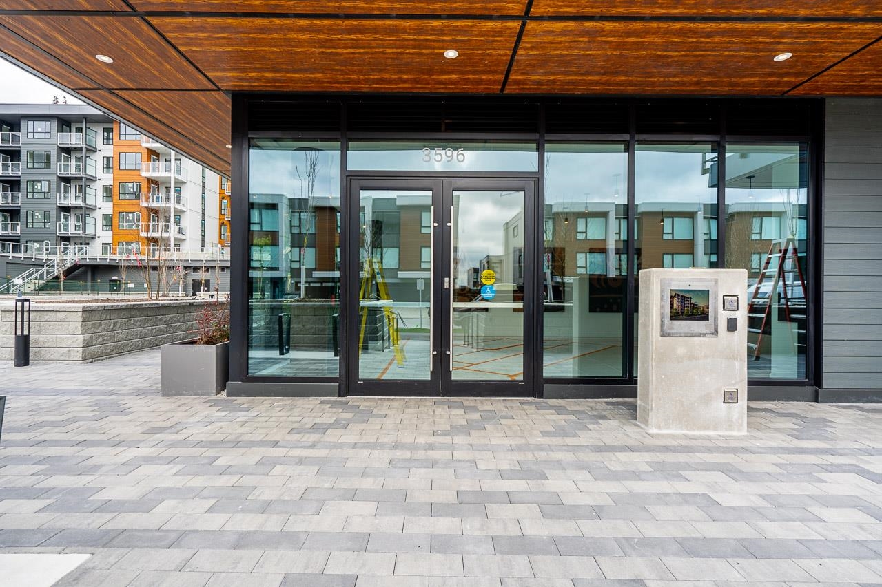 Listing image of 403 3596 MALSUM DRIVE