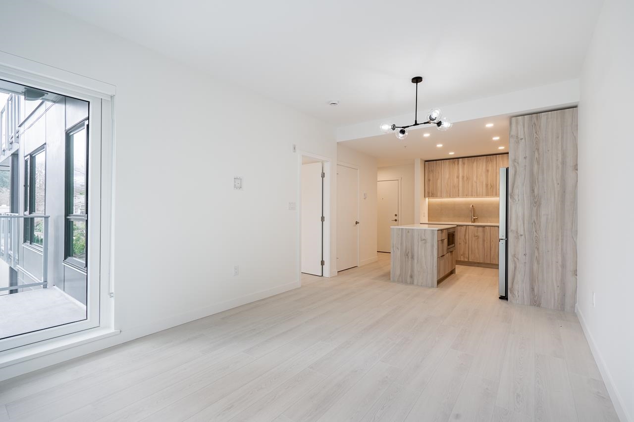 Listing image of 412 3596 MALSUM DRIVE