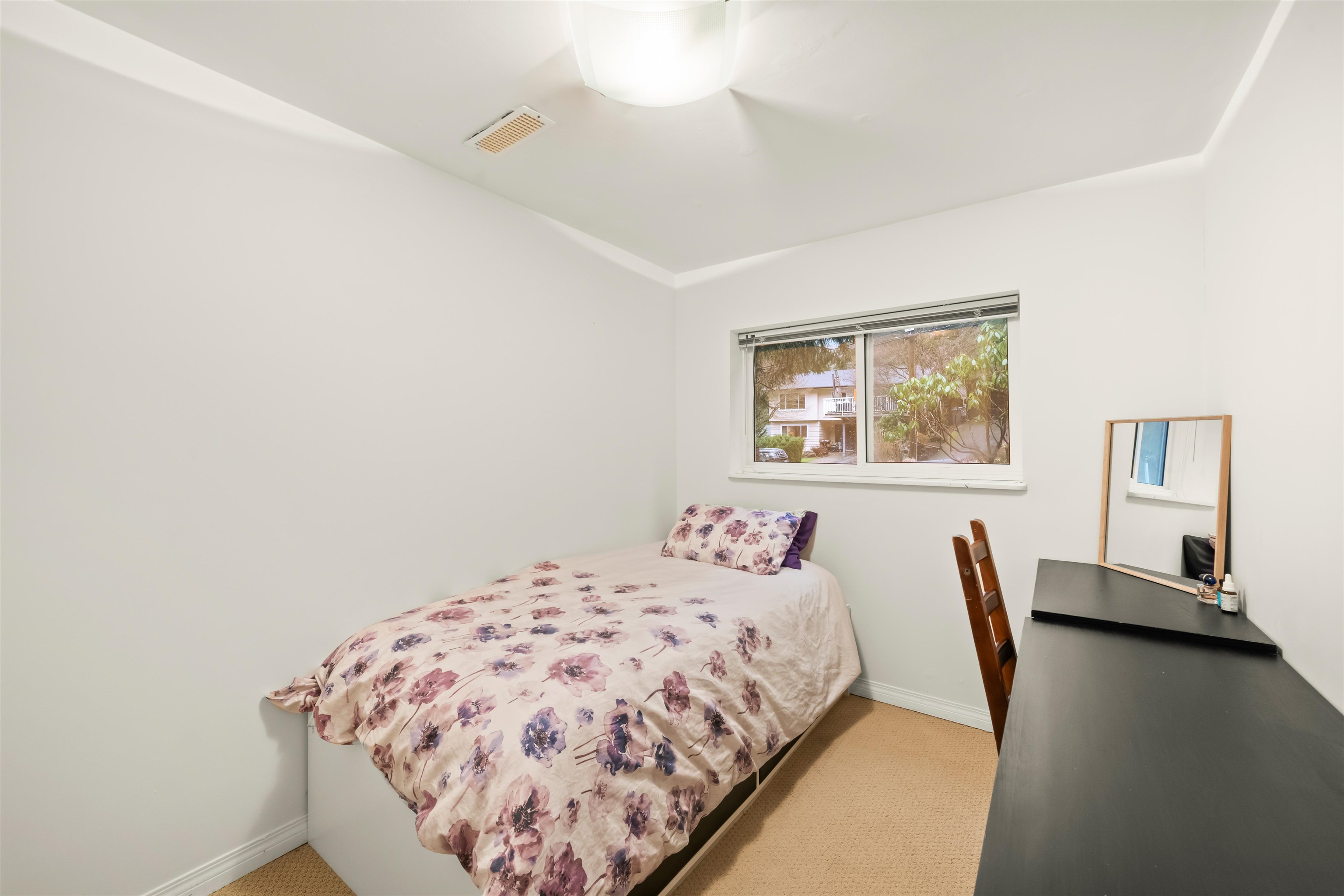 Listing image of 4585 COVE CLIFF ROAD
