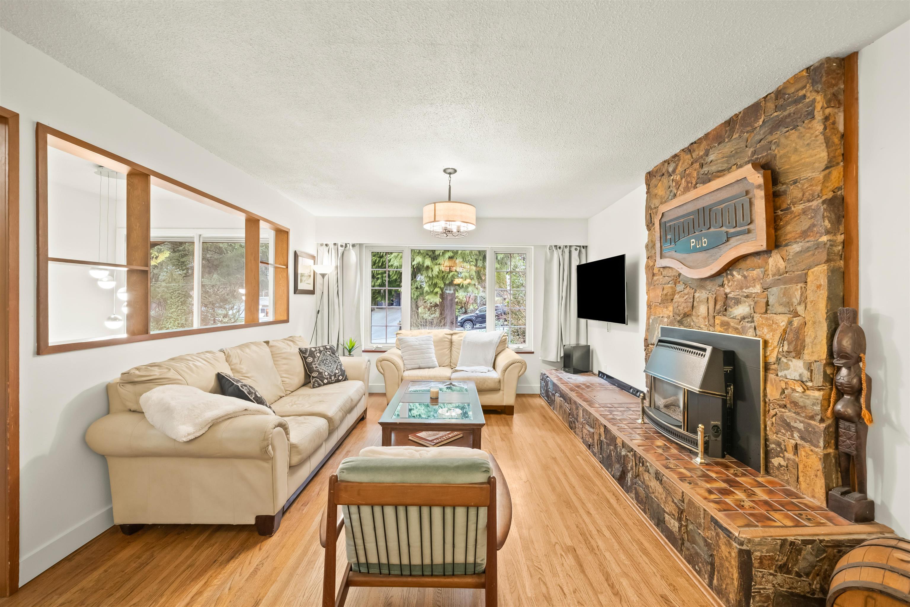 Listing image of 4585 COVE CLIFF ROAD
