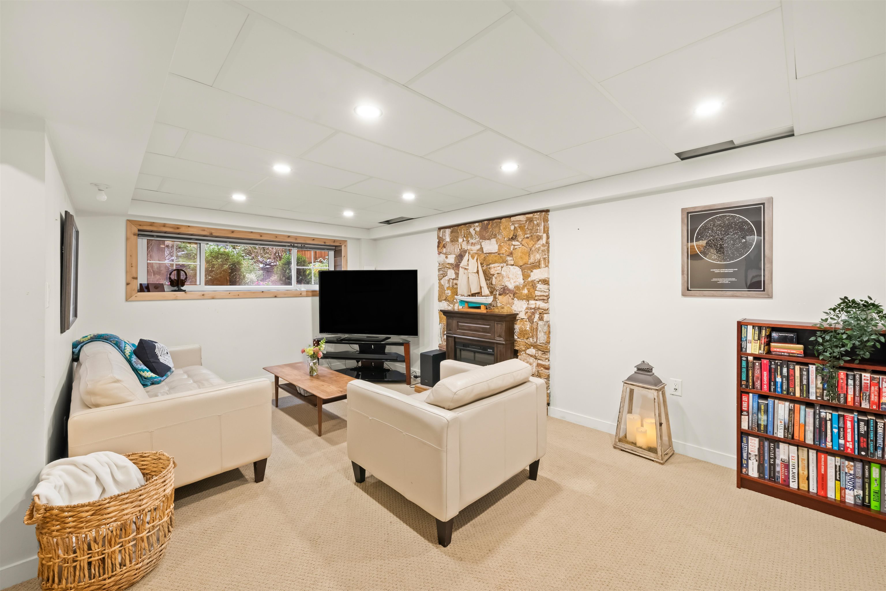 Listing image of 4585 COVE CLIFF ROAD