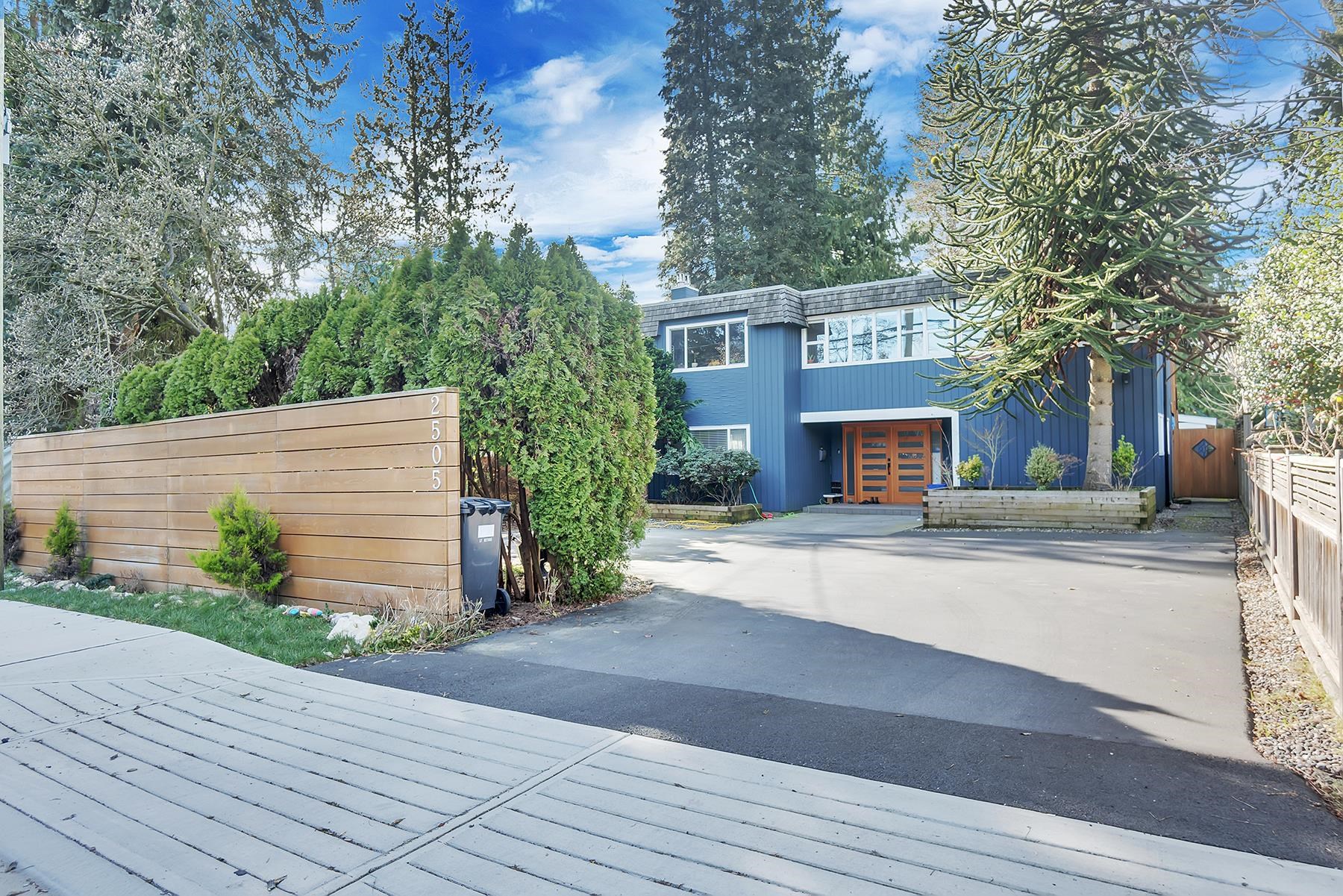 Listing image of 2505 WILLIAM AVENUE