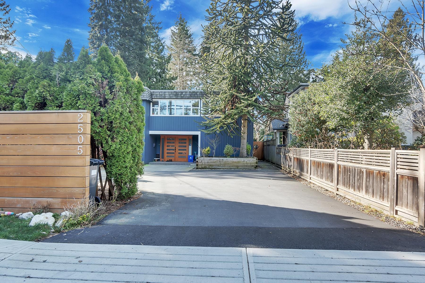Listing image of 2505 WILLIAM AVENUE