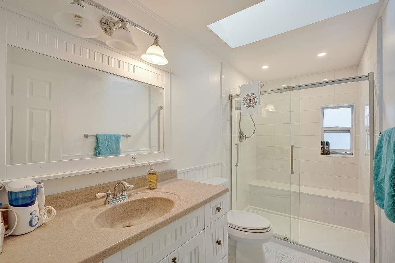 Listing image of 456 E 20TH STREET