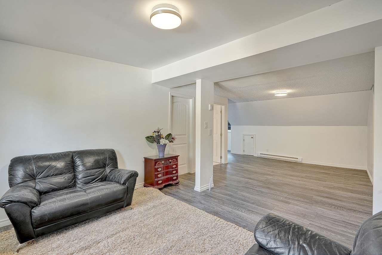 Listing image of 456 E 20TH STREET