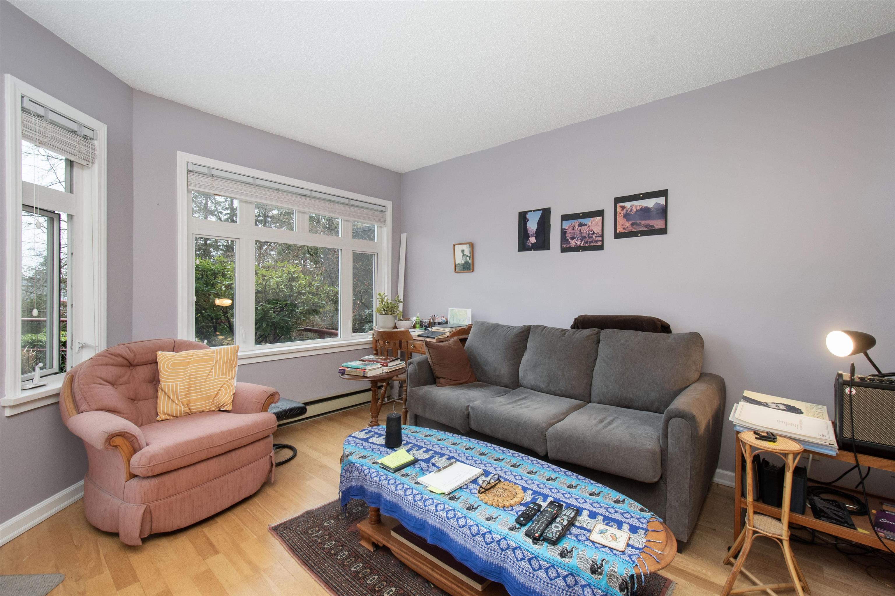 Listing image of 201 2800 CHESTERFIELD AVENUE