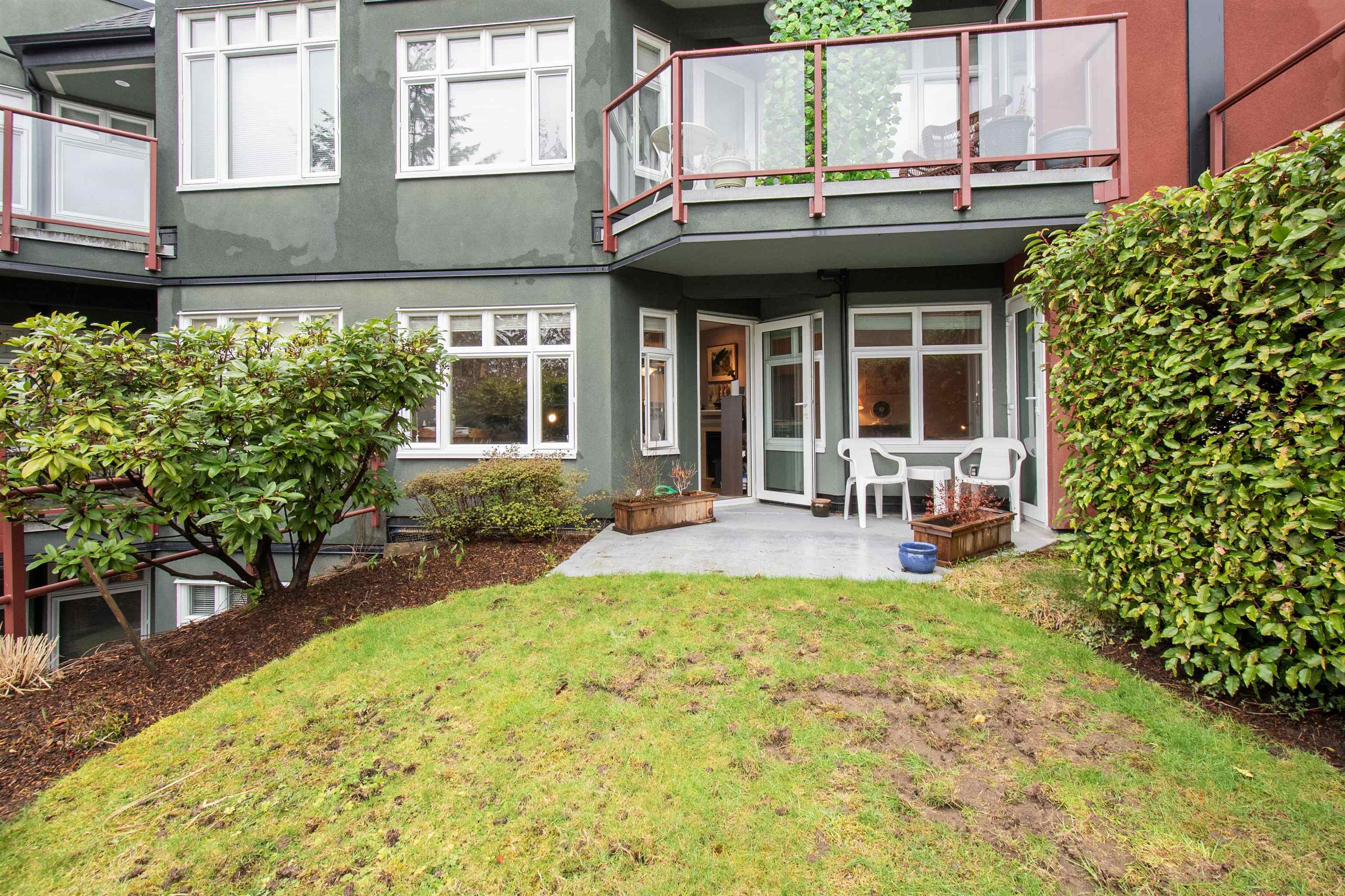 Listing image of 201 2800 CHESTERFIELD AVENUE
