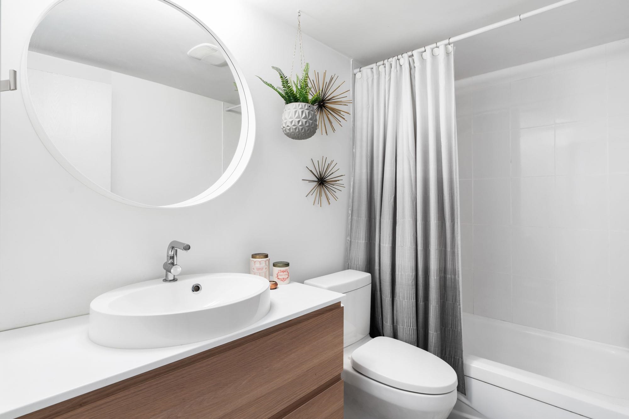 Listing image of 311 1363 CLYDE AVENUE