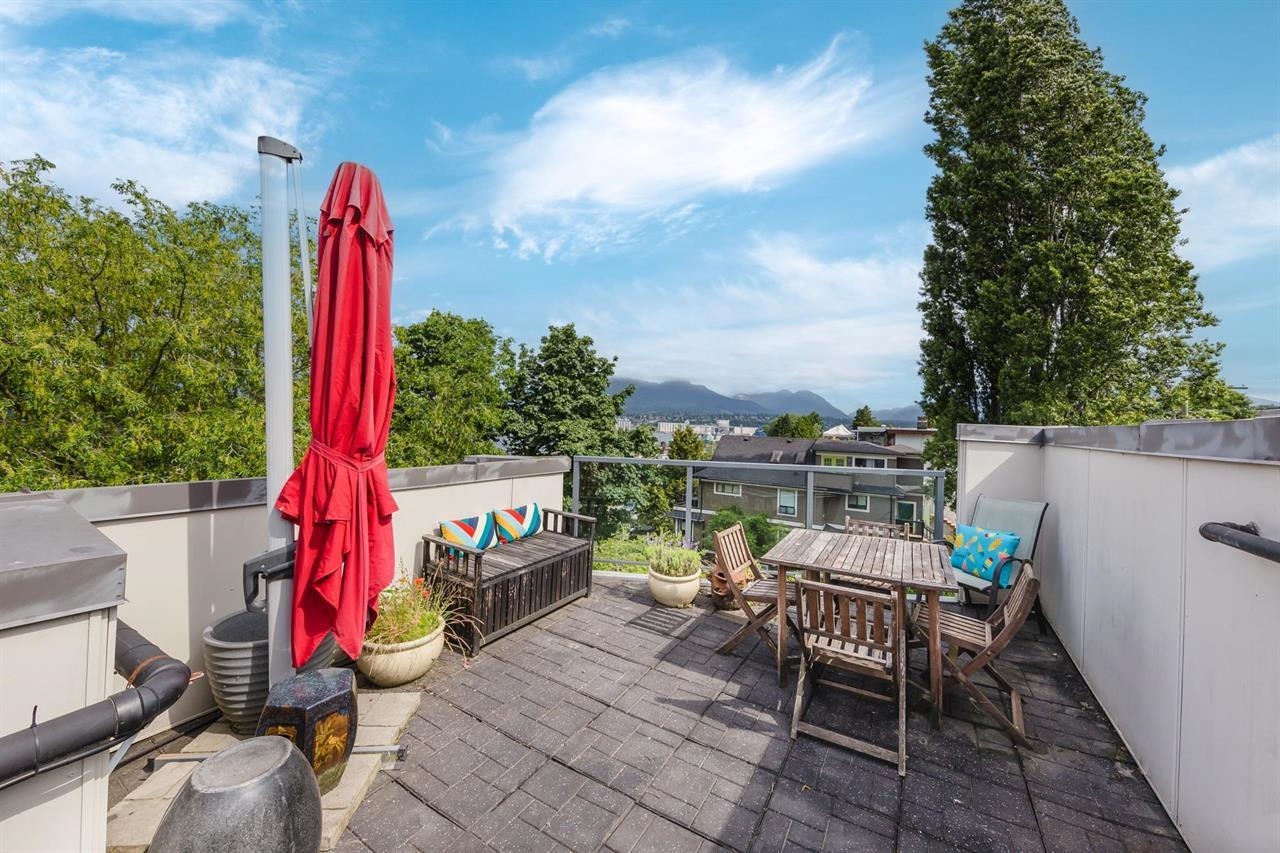 Listing image of 2128 ETON STREET