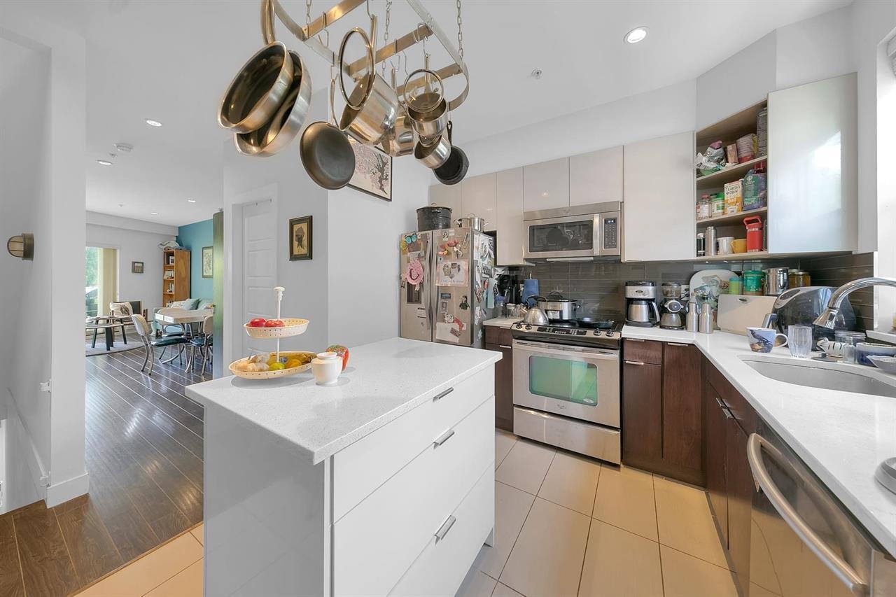 Listing image of 2128 ETON STREET