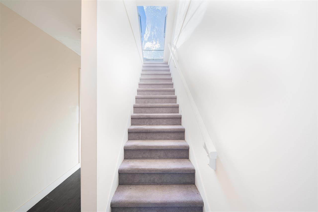 Listing image of 2128 ETON STREET